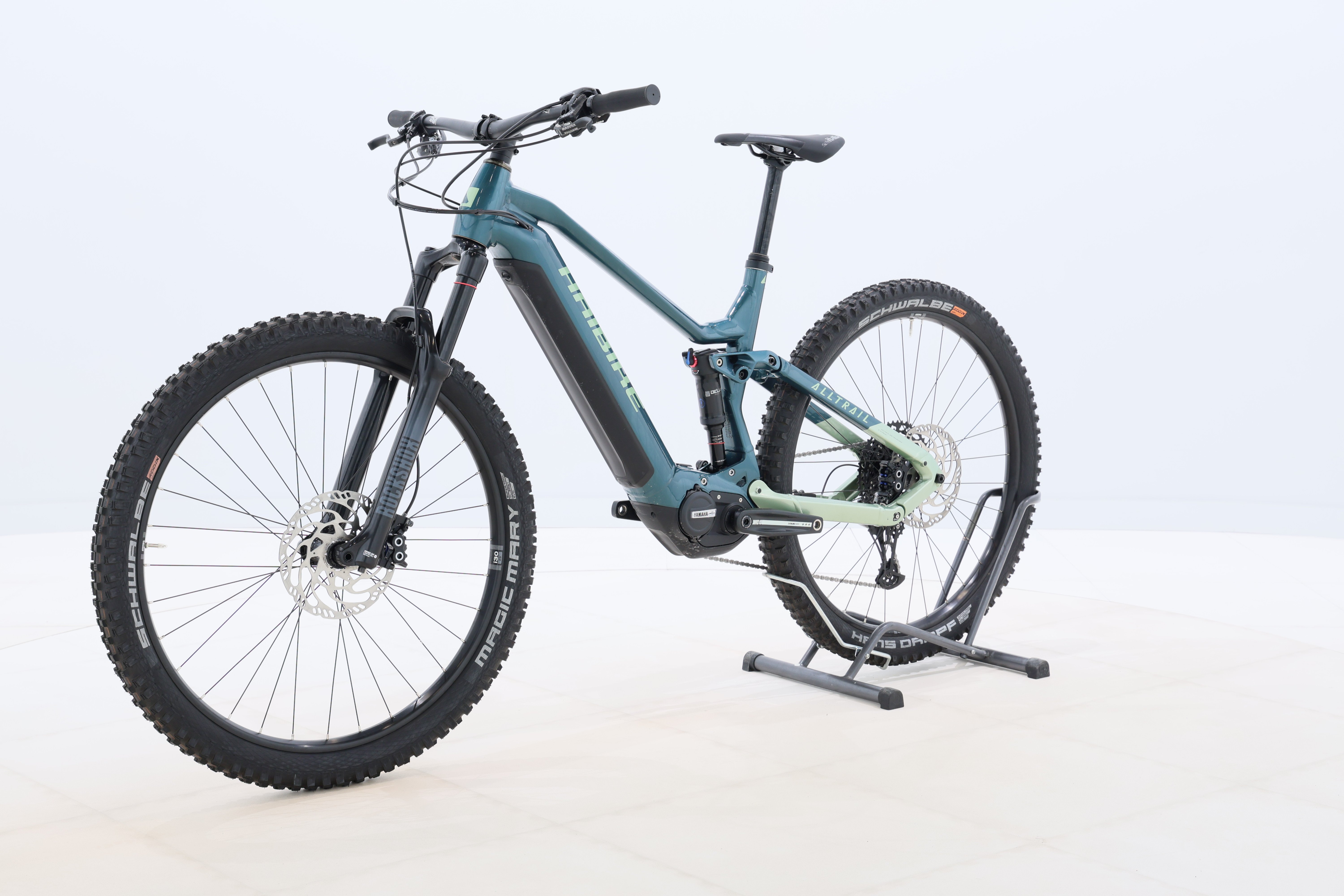 4bc5dab6-5410-4a0d-87b6-12d74367c13f