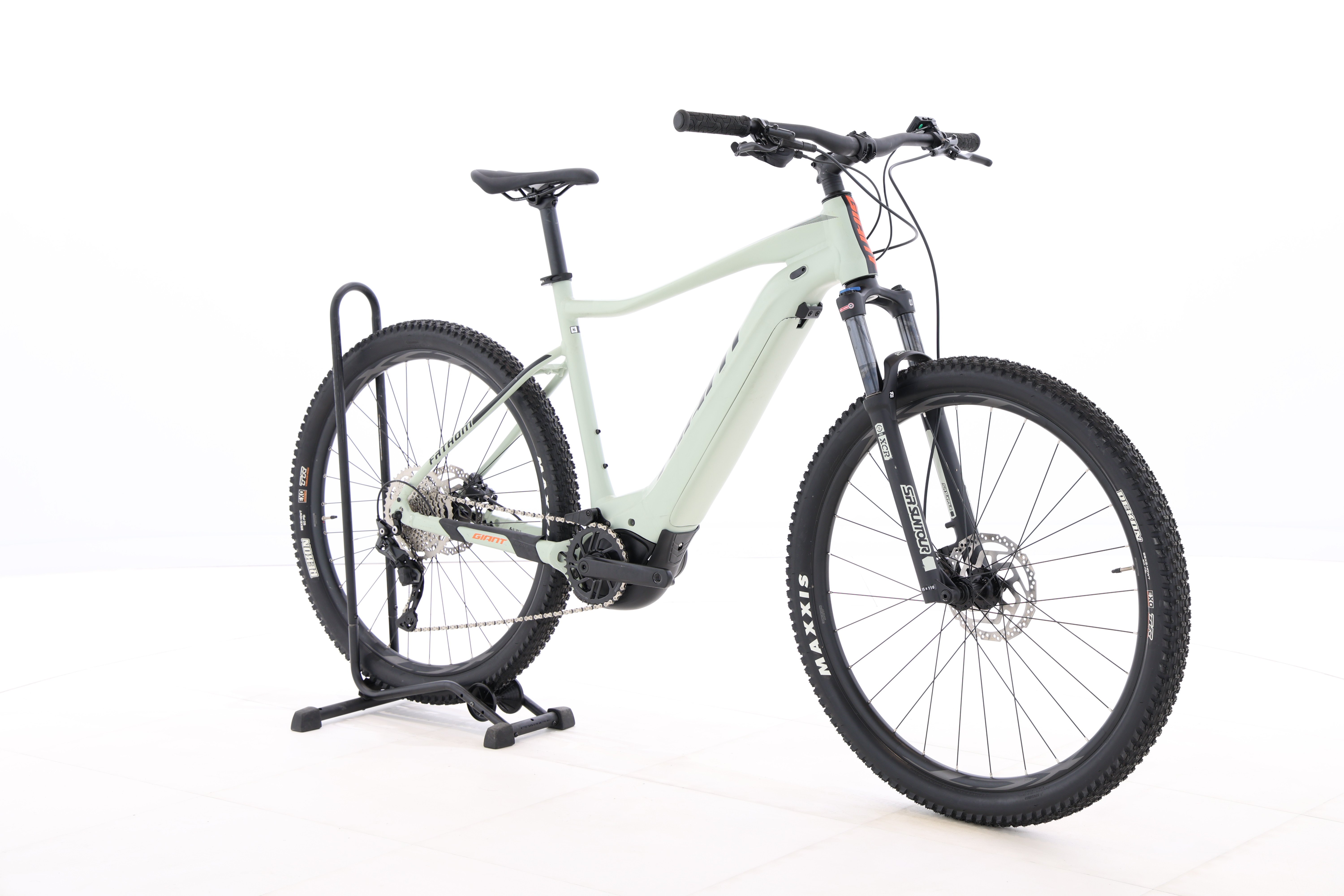 d9b47906-4832-4a2b-8f3e-6b94dd7e2d91