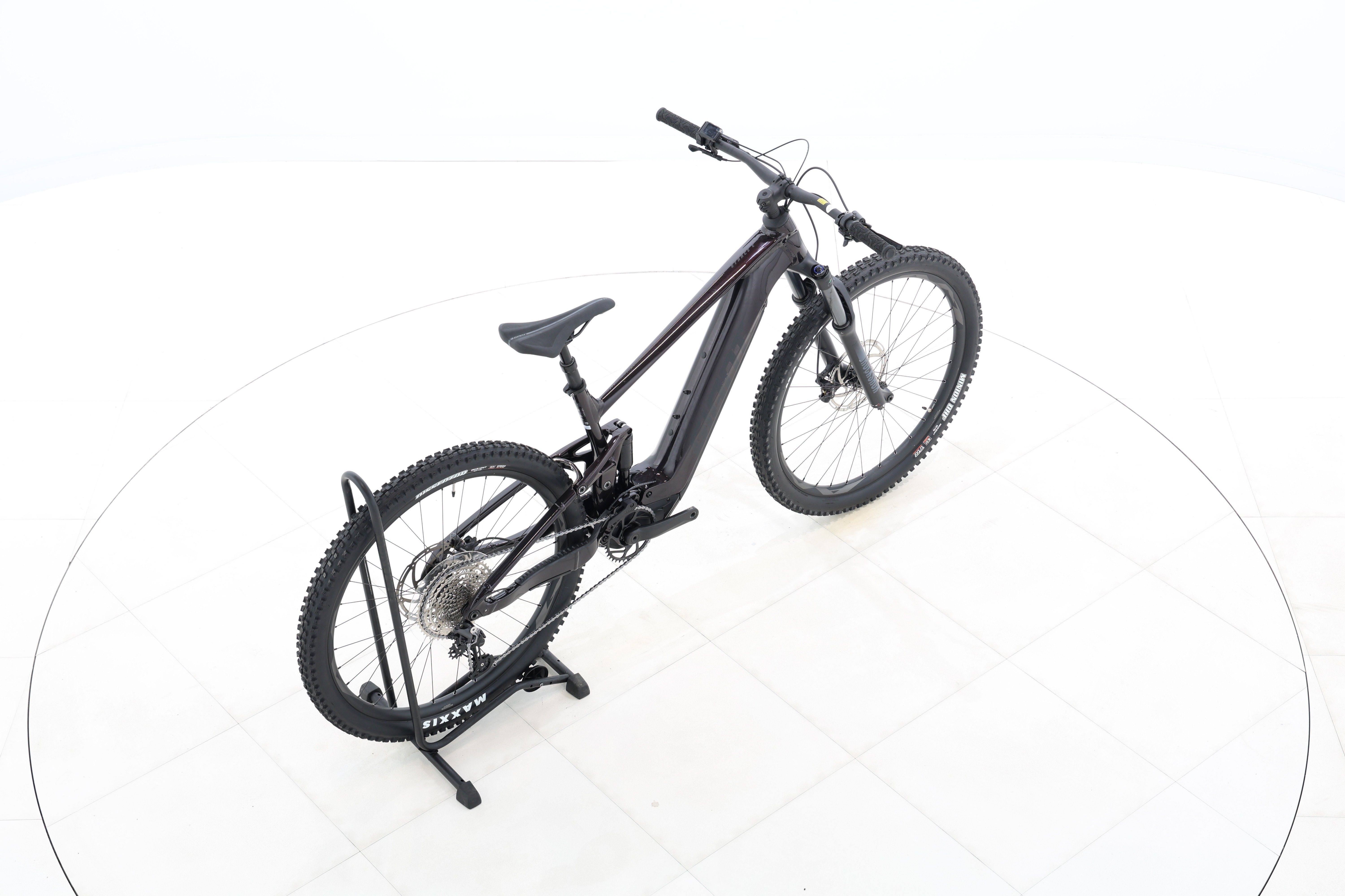 4301a2f8-4e6f-48ed-a6bc-fba8e890376c