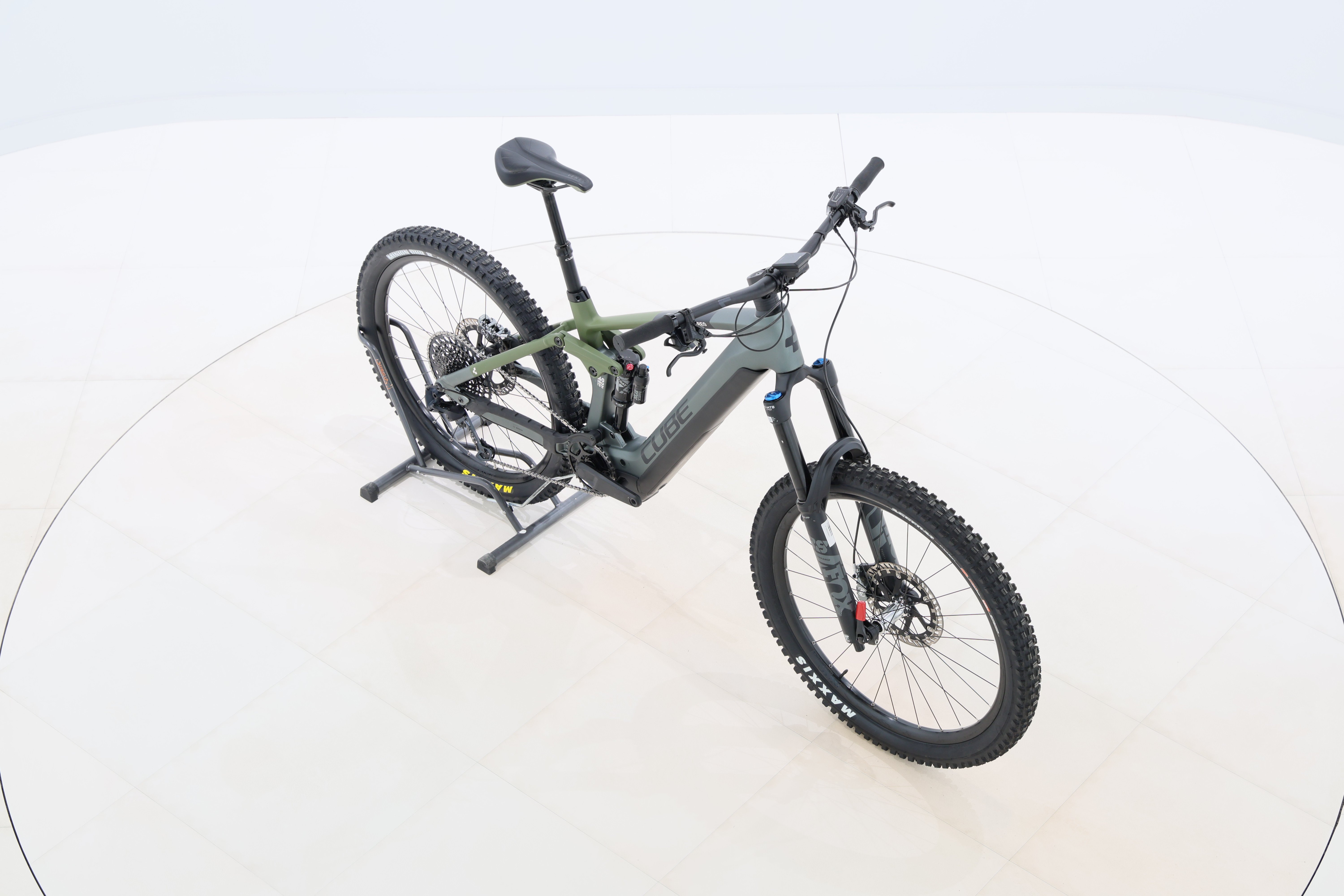 0471e261-712c-46dd-97e4-cde69b6ba56b