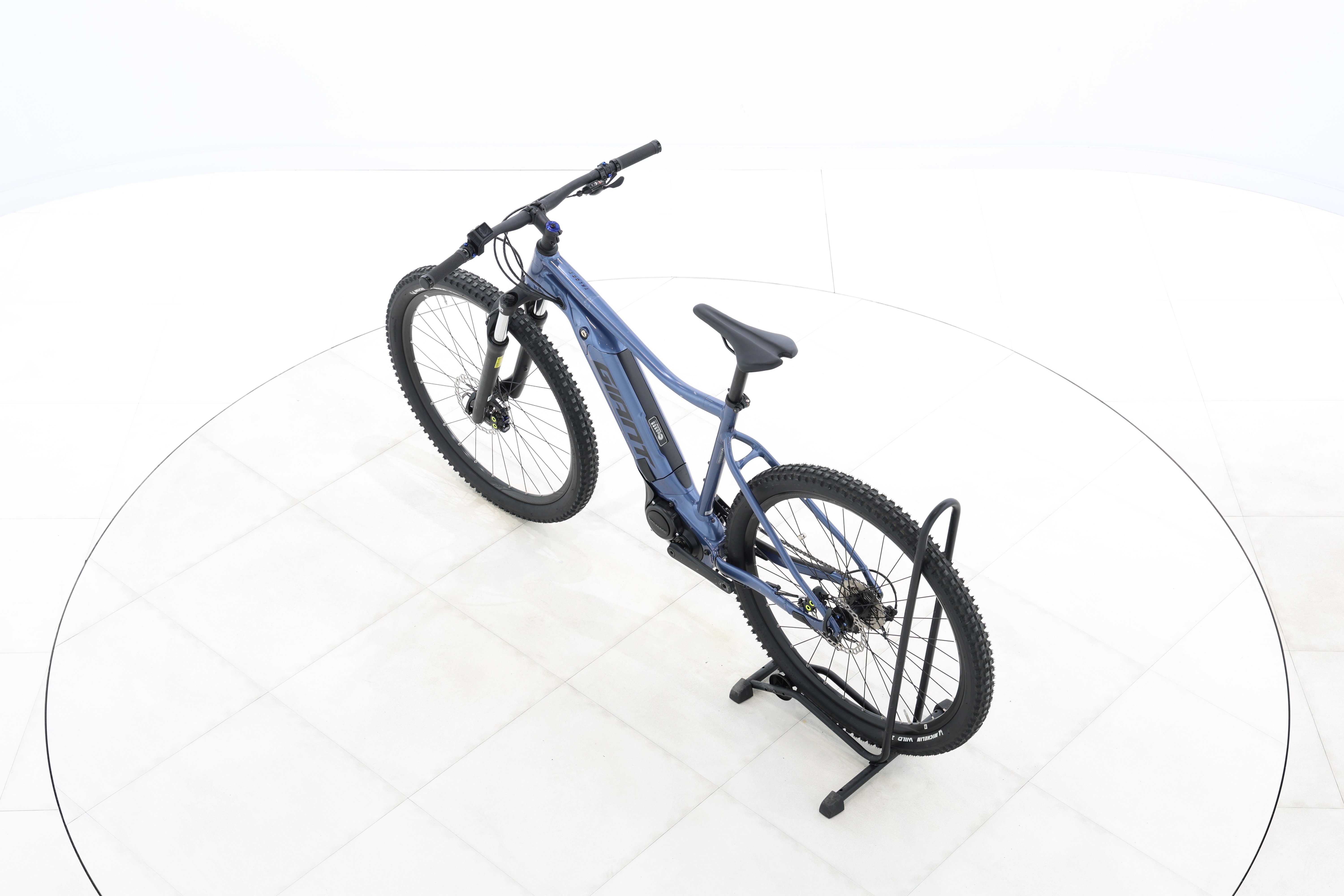 410f84e6-59d1-46a4-8506-247dfbc101c9