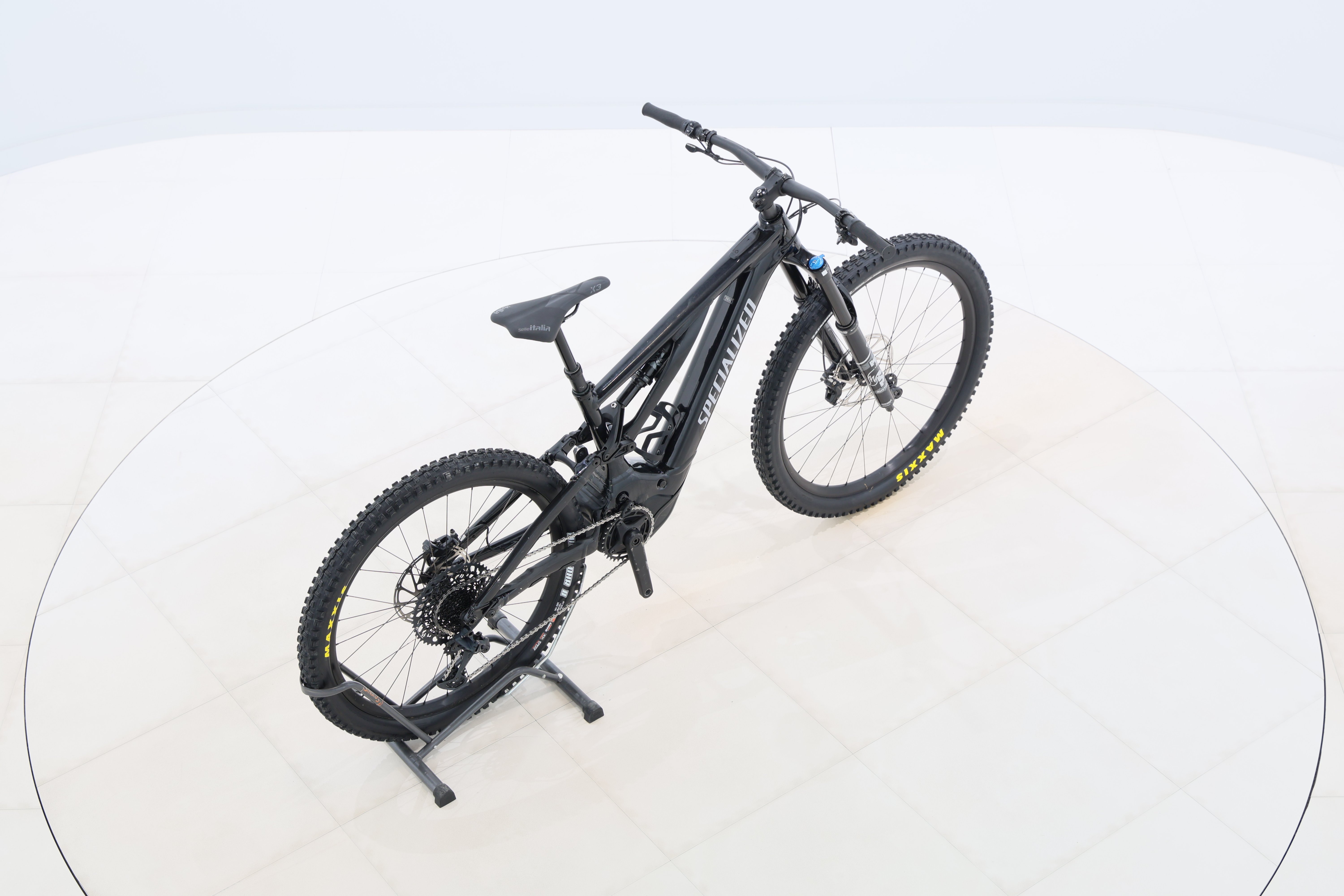 2baa58e3-2c8c-49d6-8836-8d15ca5f0539