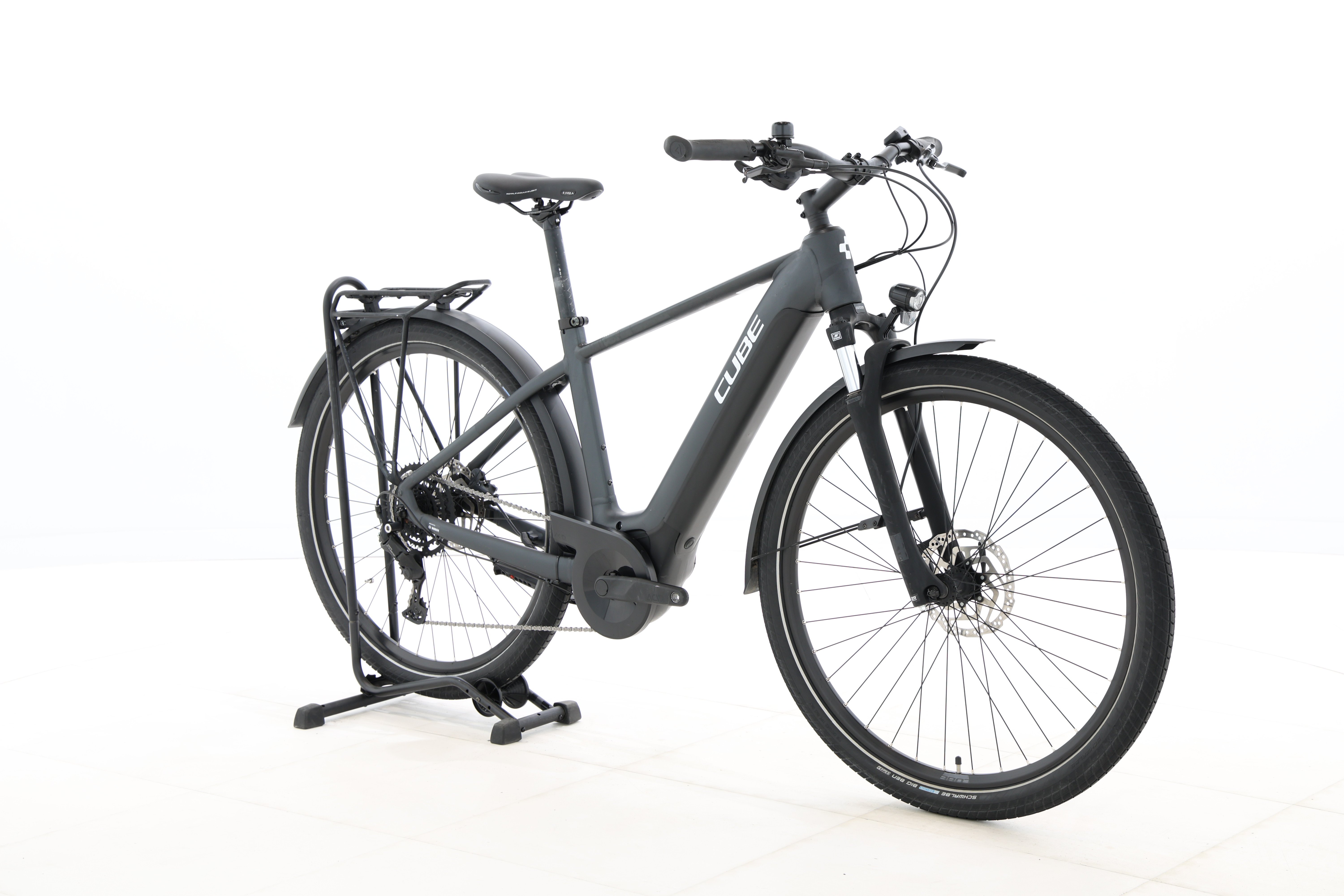 adb996e5-3b96-4acb-9443-8706a61abad3