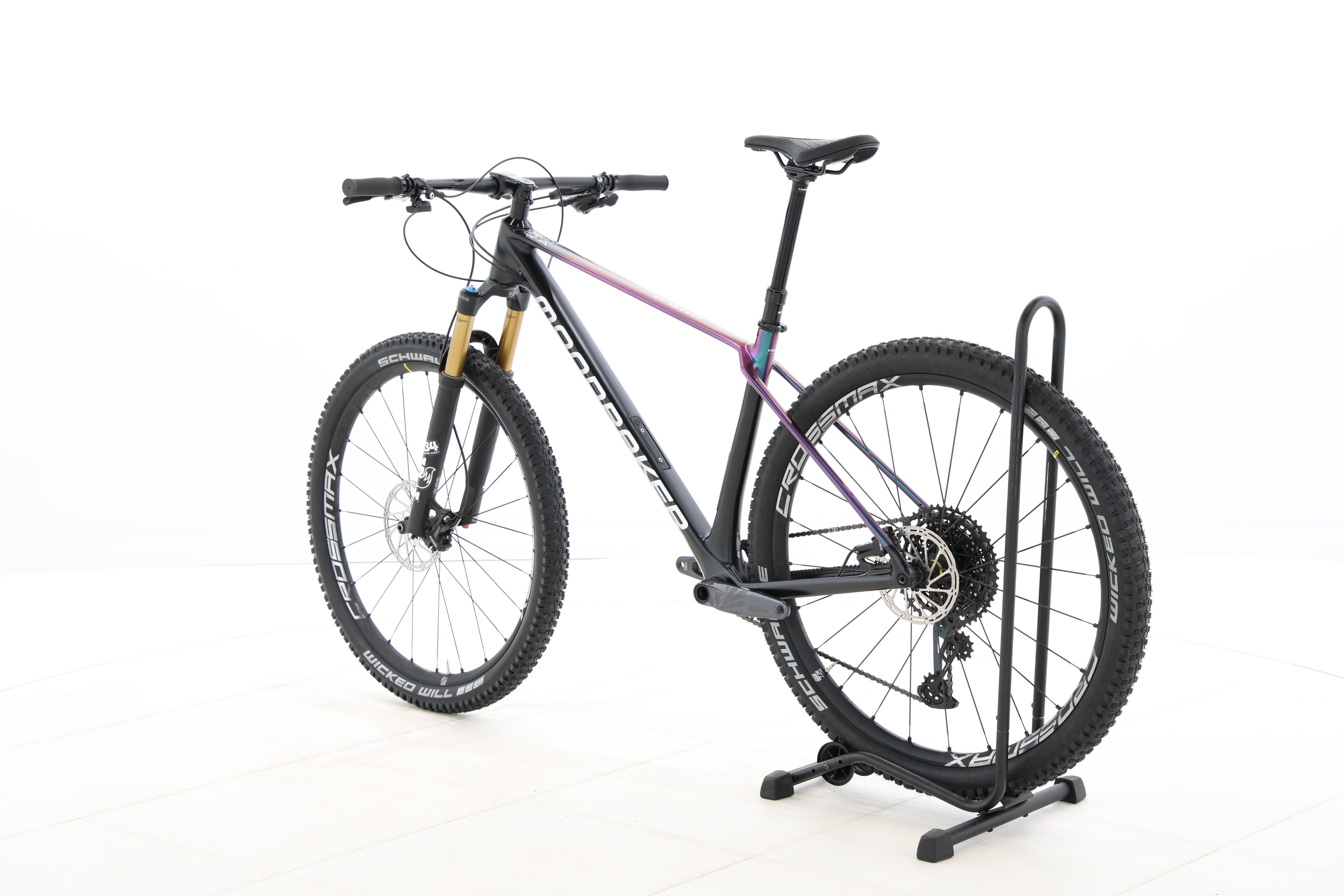 5c266bca-fe95-45d8-8dde-b391348ffd0c