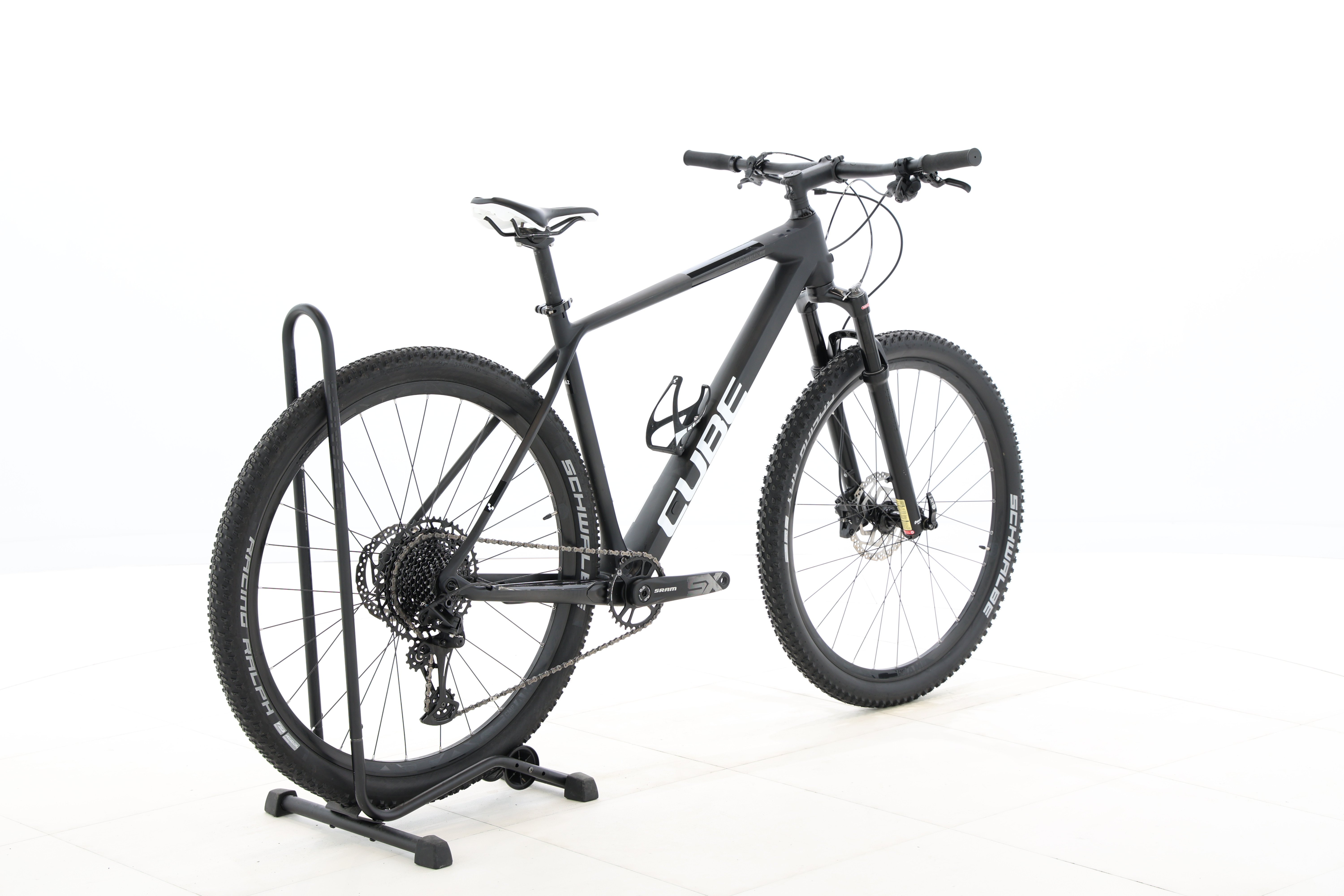 f27e19f4-ca6b-4b5e-b429-d7aa95551296