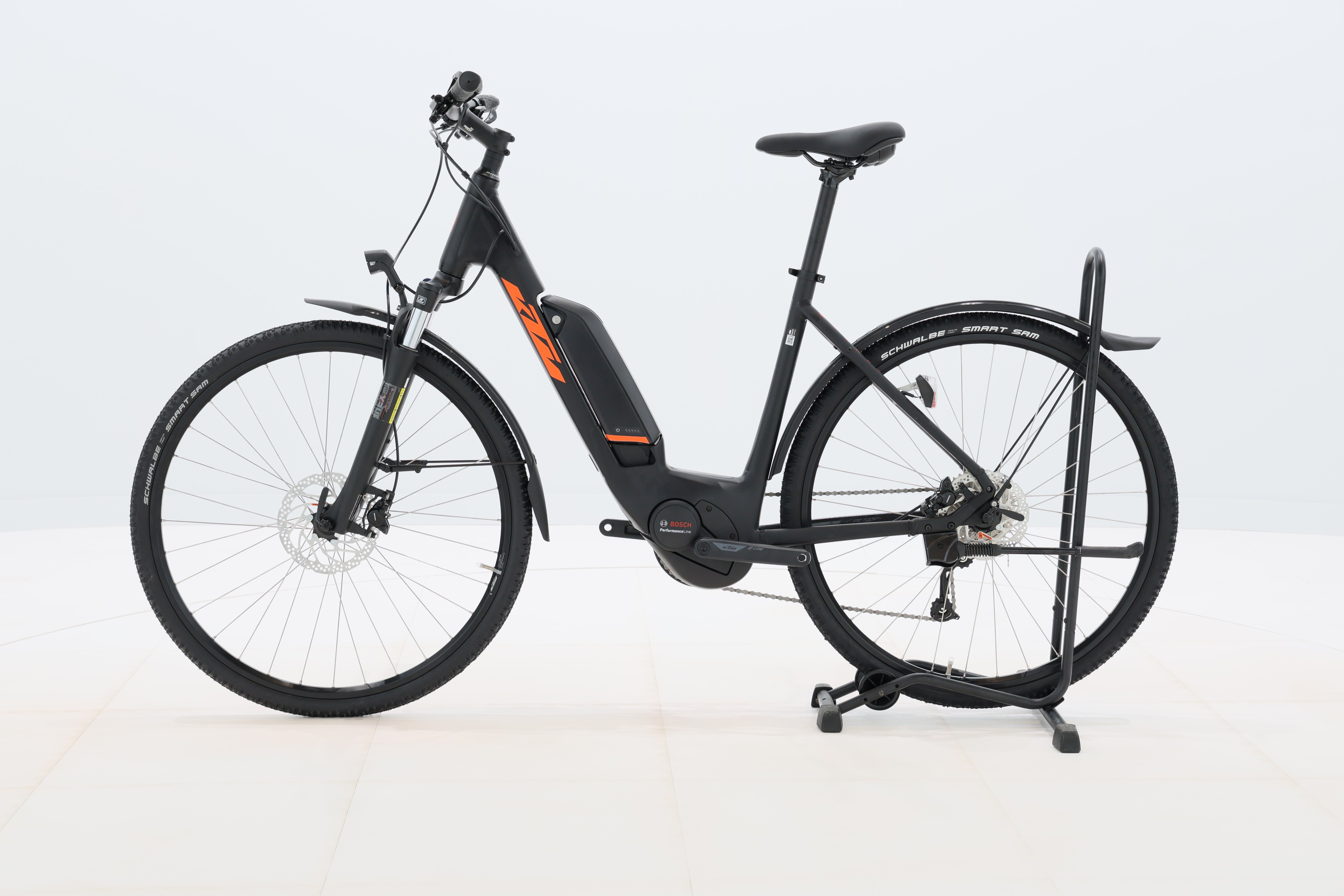 b6f0fbae-36fb-4fdd-a8c1-d939d9763afa