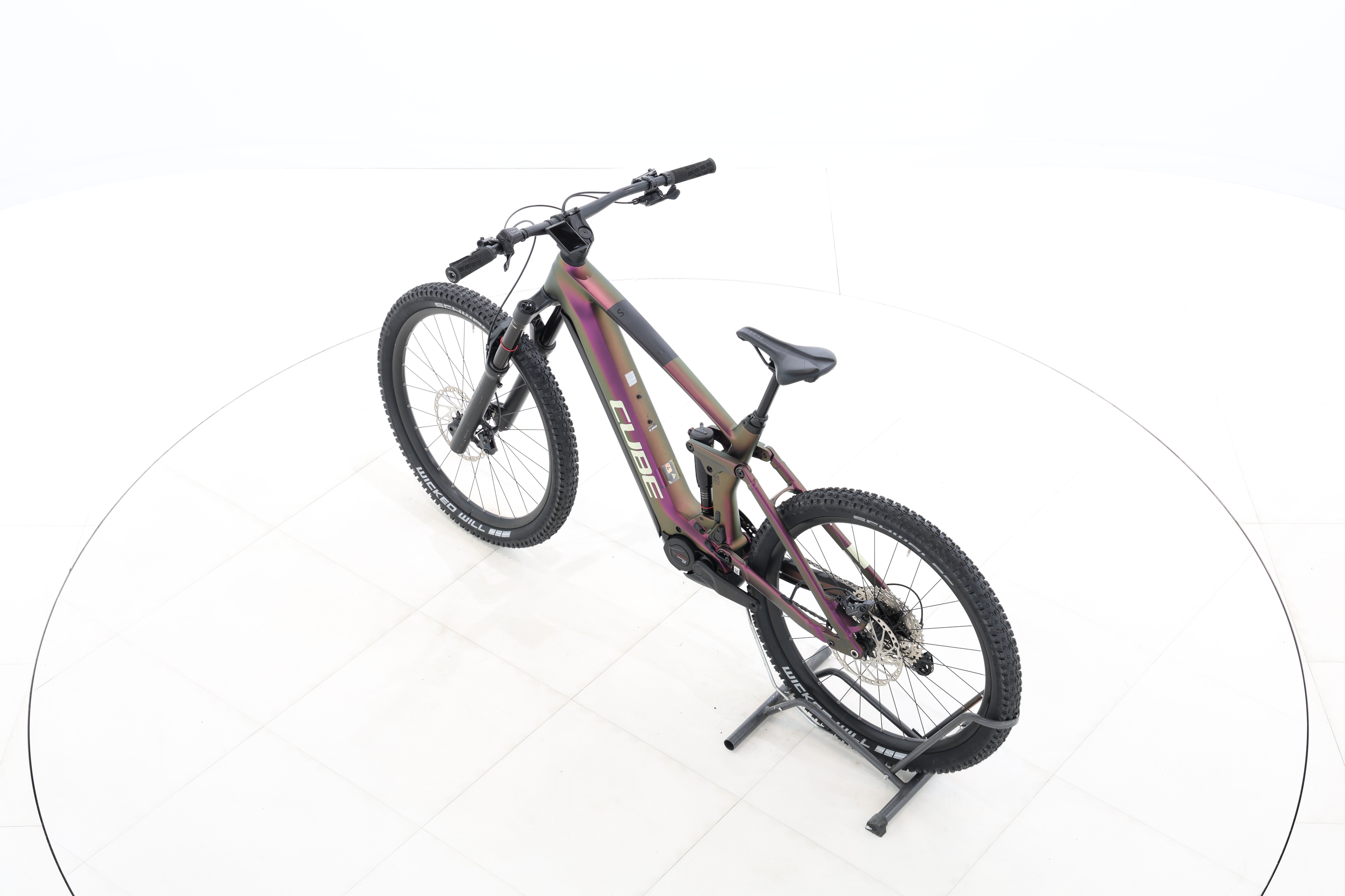 e246e6c6-0e29-41af-8cae-d1598abd428c