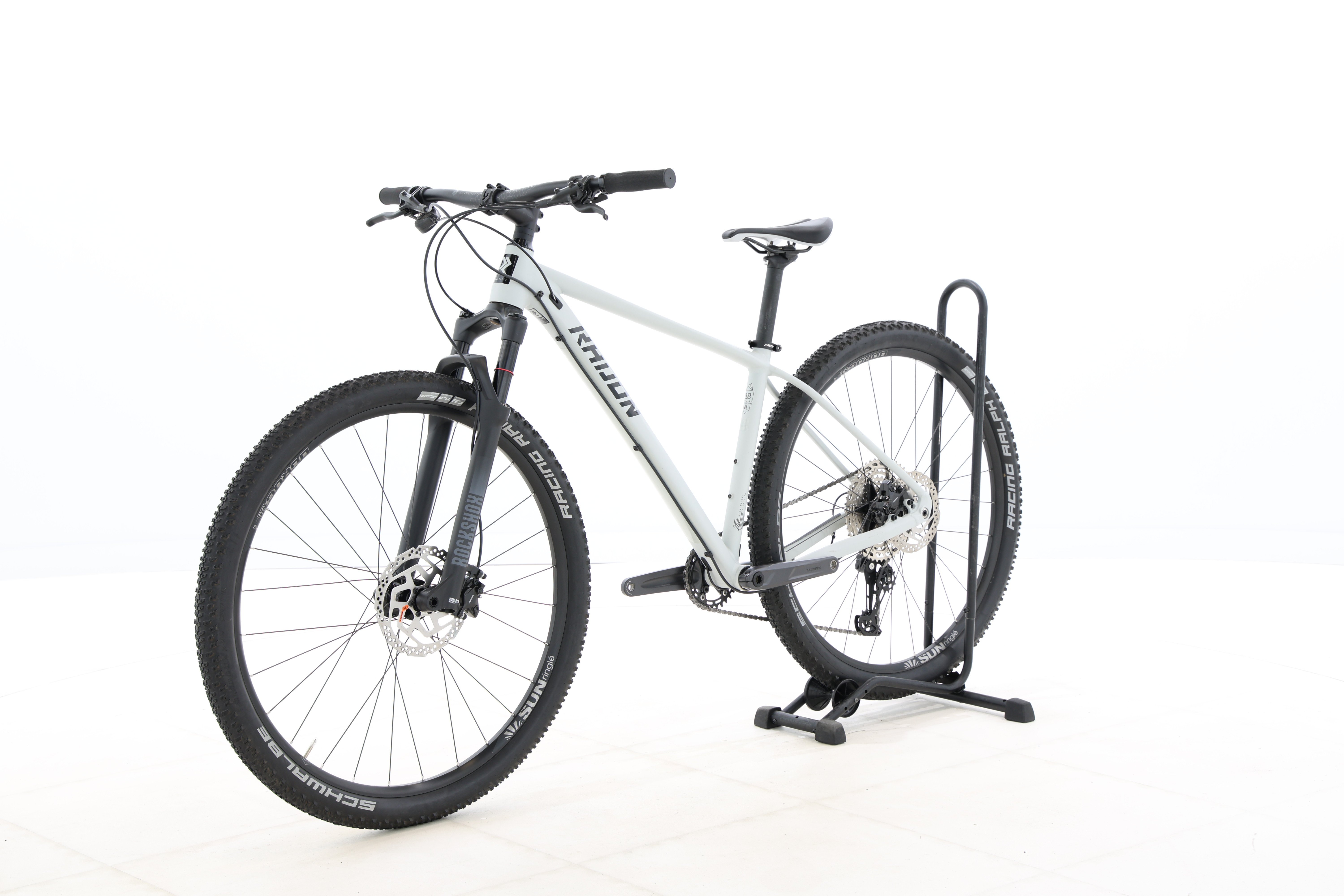 3863df66-8e5f-4e37-8b79-fe9f146c045c