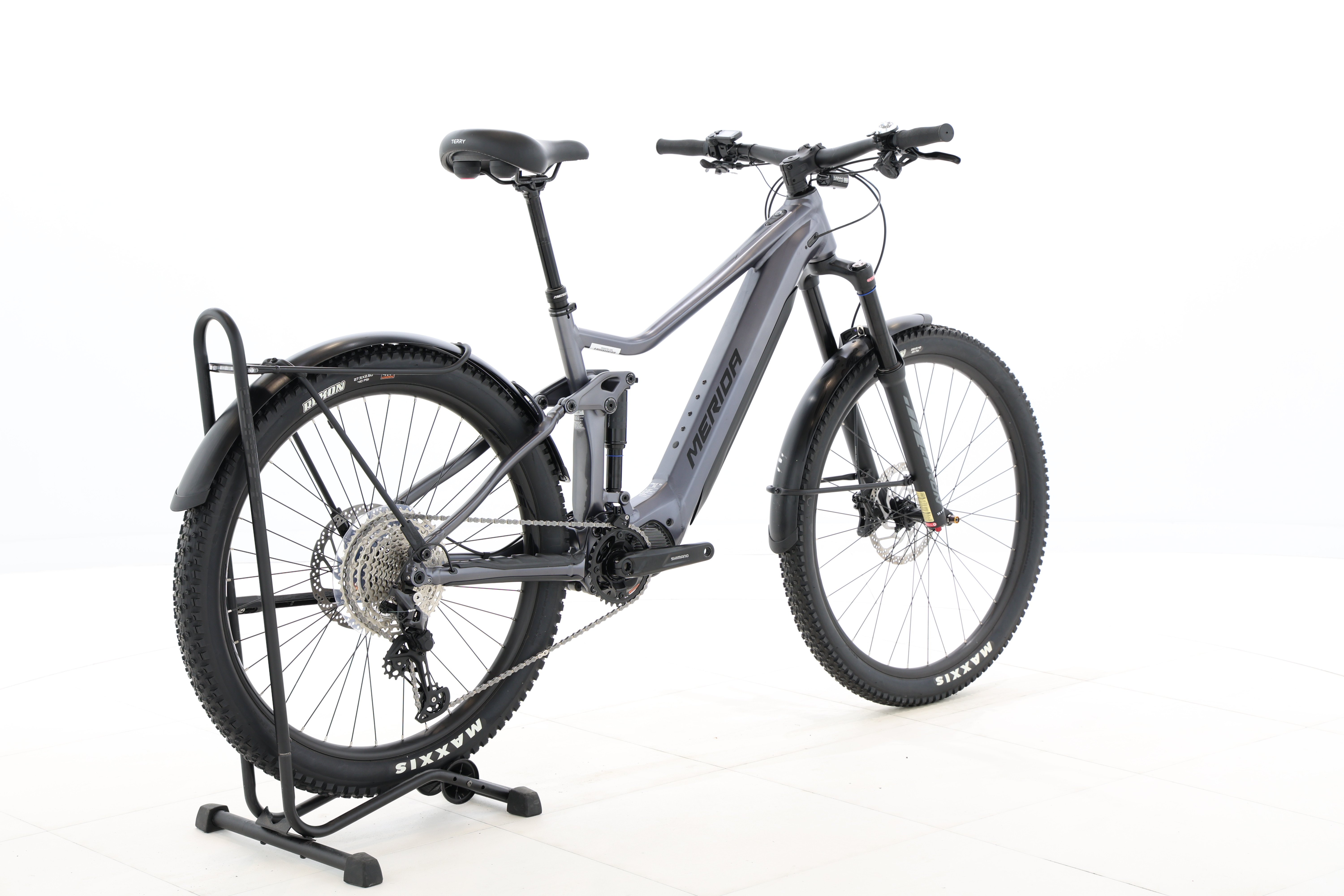 537c670c-3a2c-447d-9ee3-33d57355527c