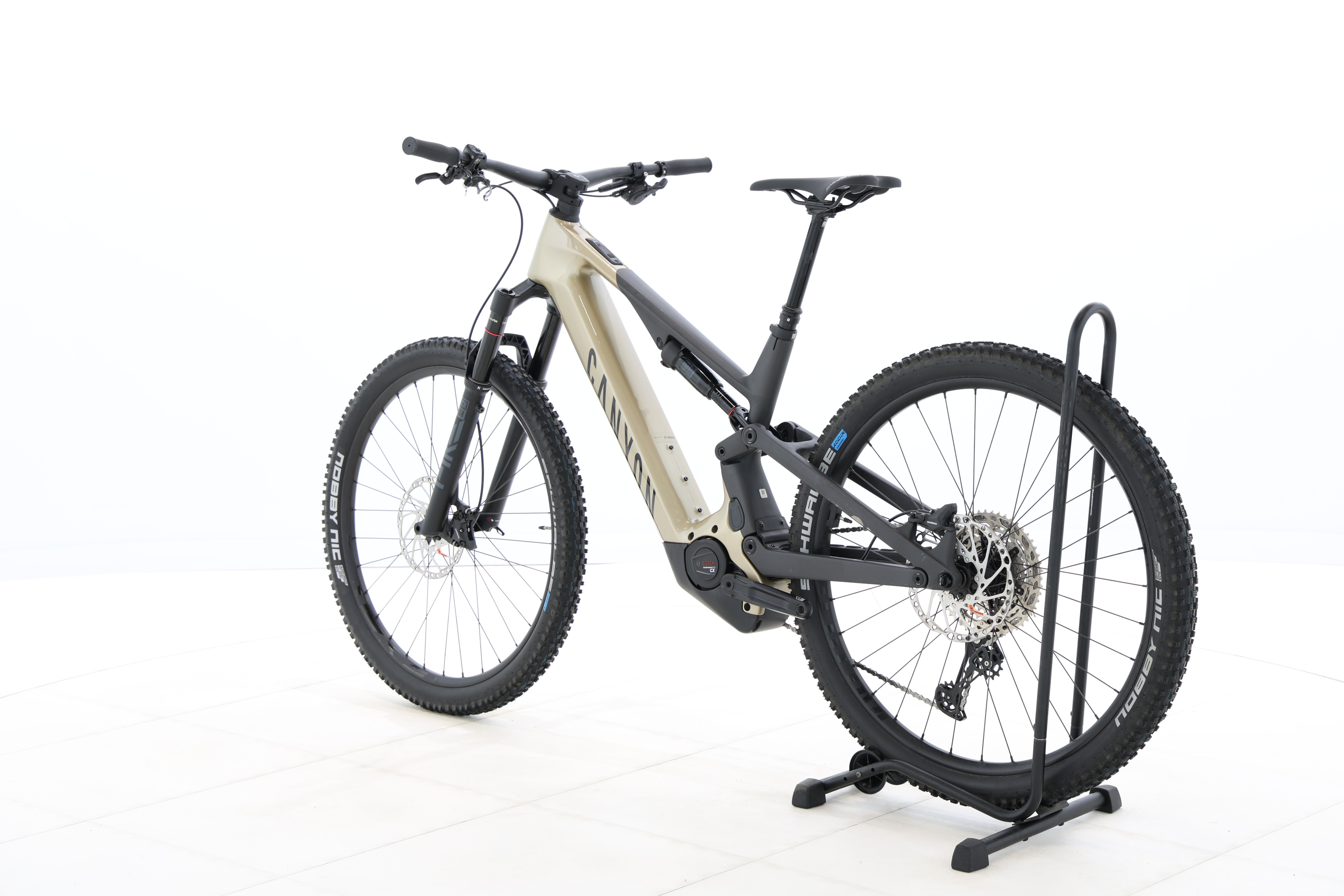 e036c6f1-7d07-4985-92ca-89bfdc587fe5