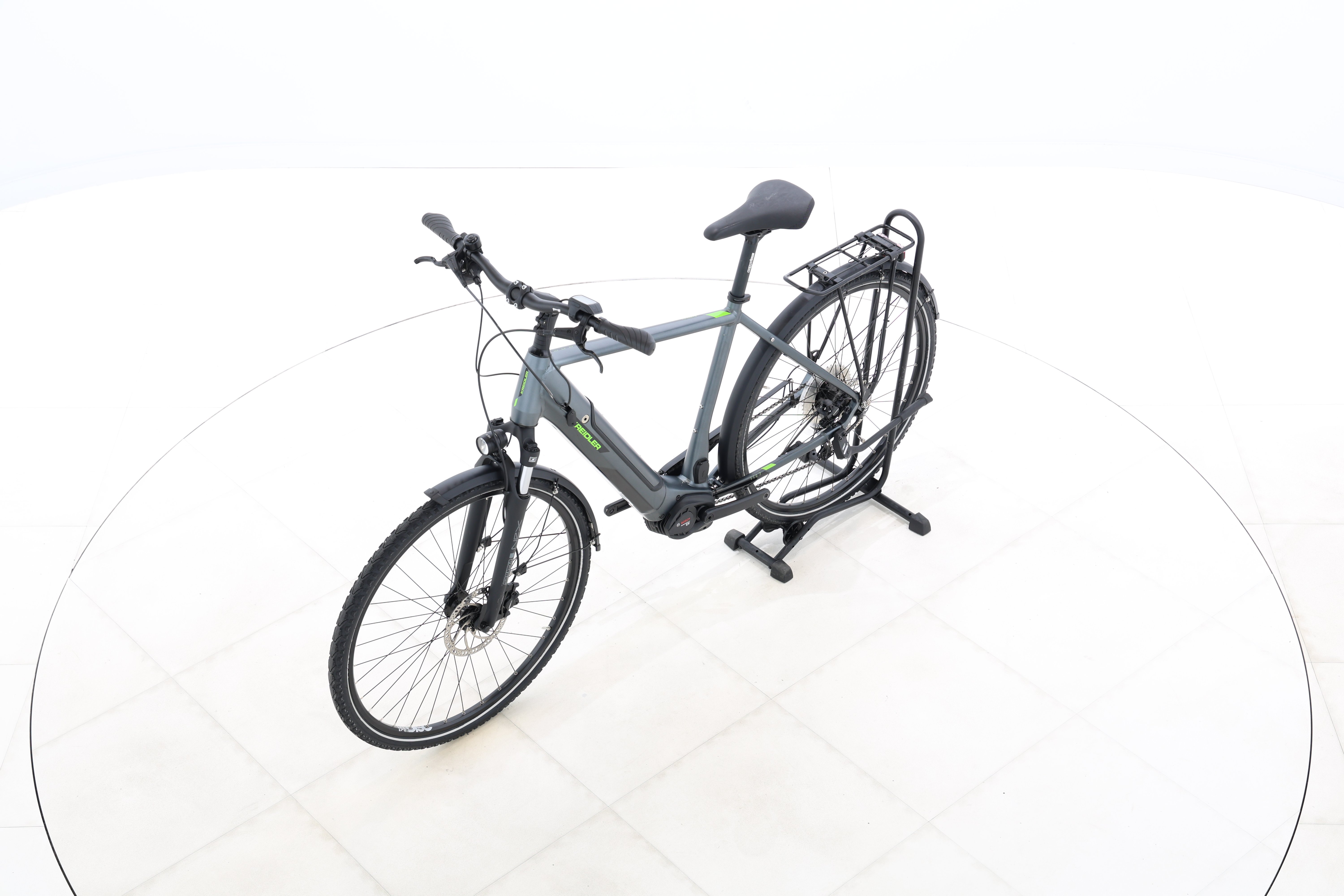 6189a9e7-de12-4b2d-9a0b-ae8946f41745