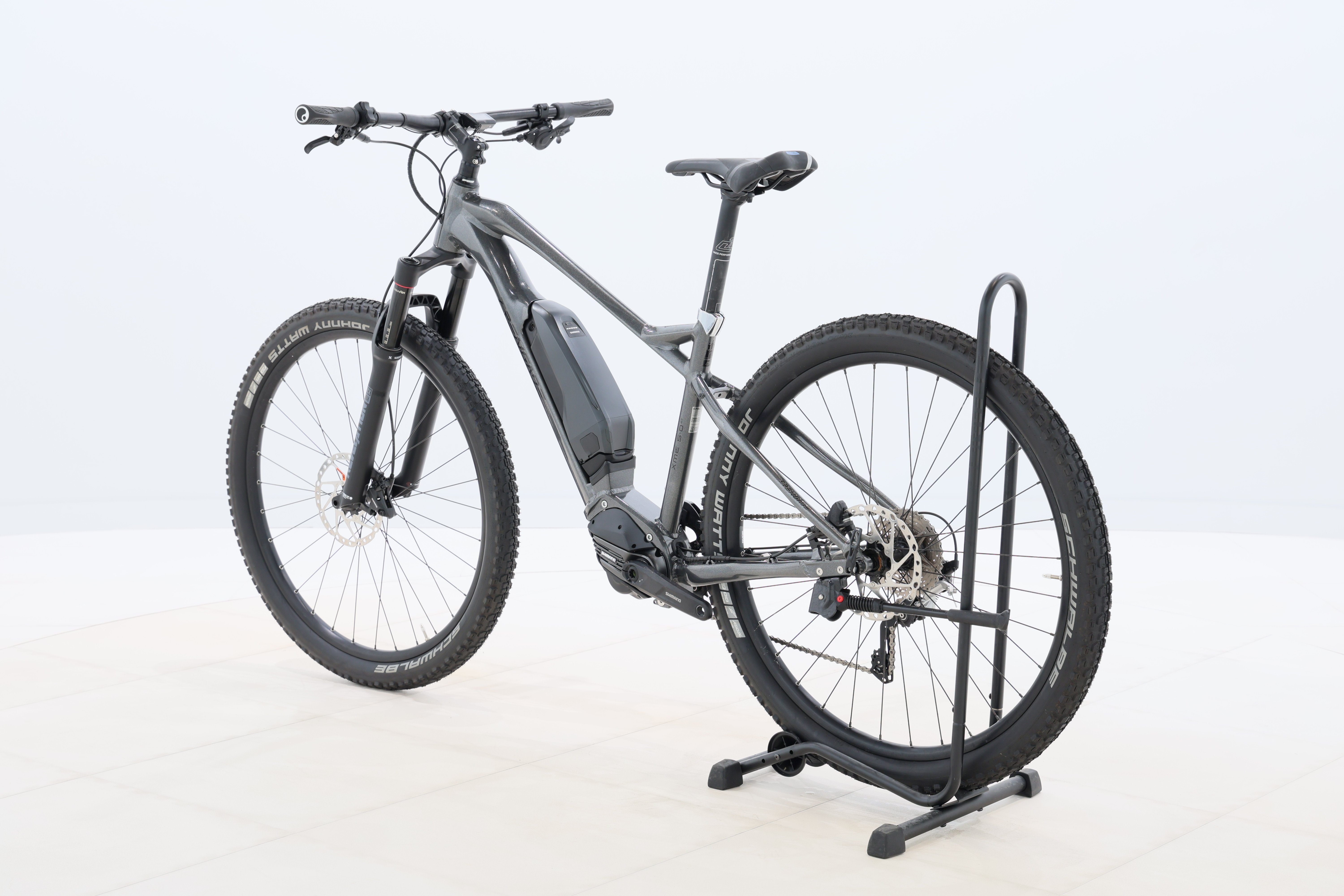 d8ce9a36-4b0c-42c6-a347-878382b450ca