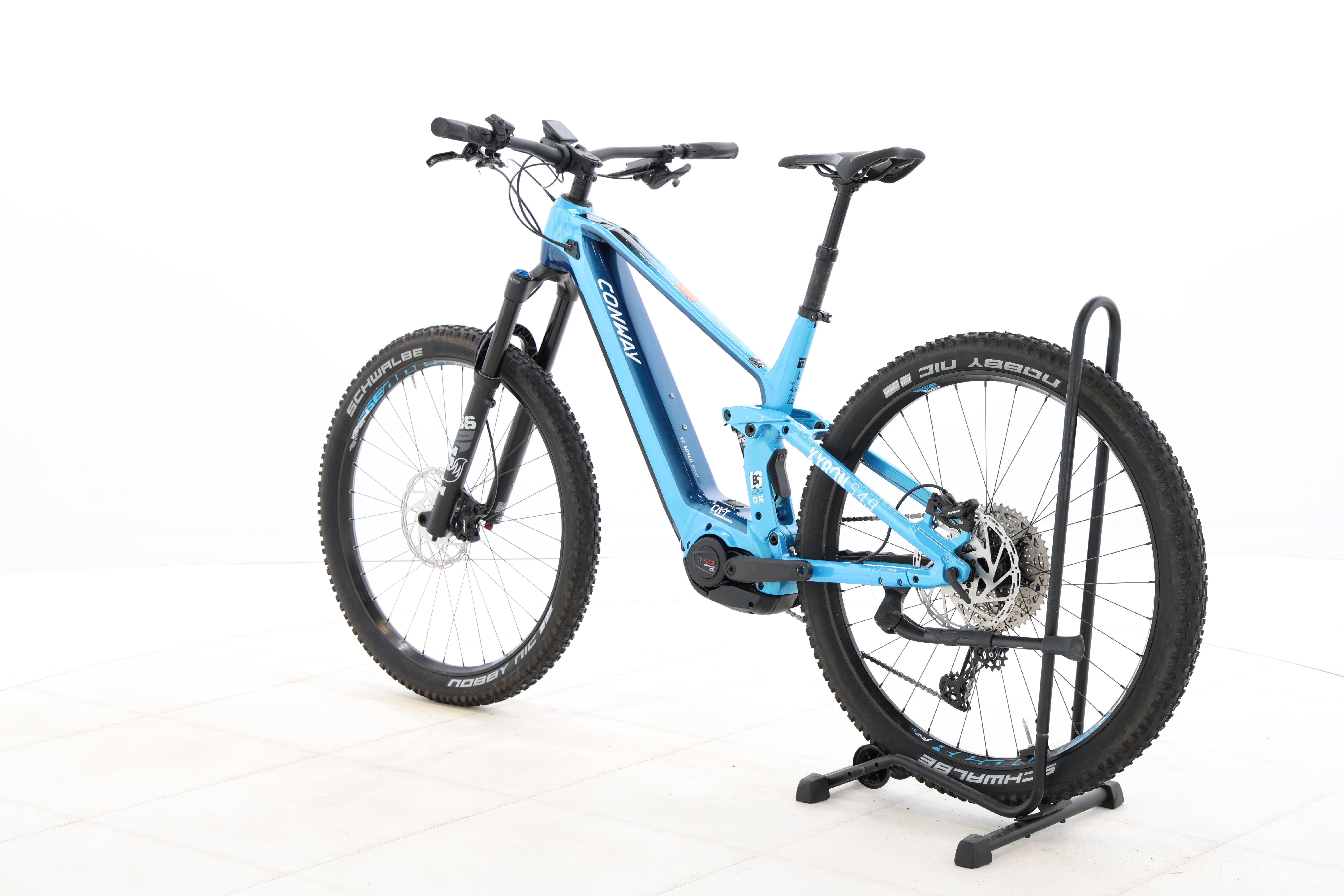 e8f25e94-1128-43b5-bda2-5505daab15cb