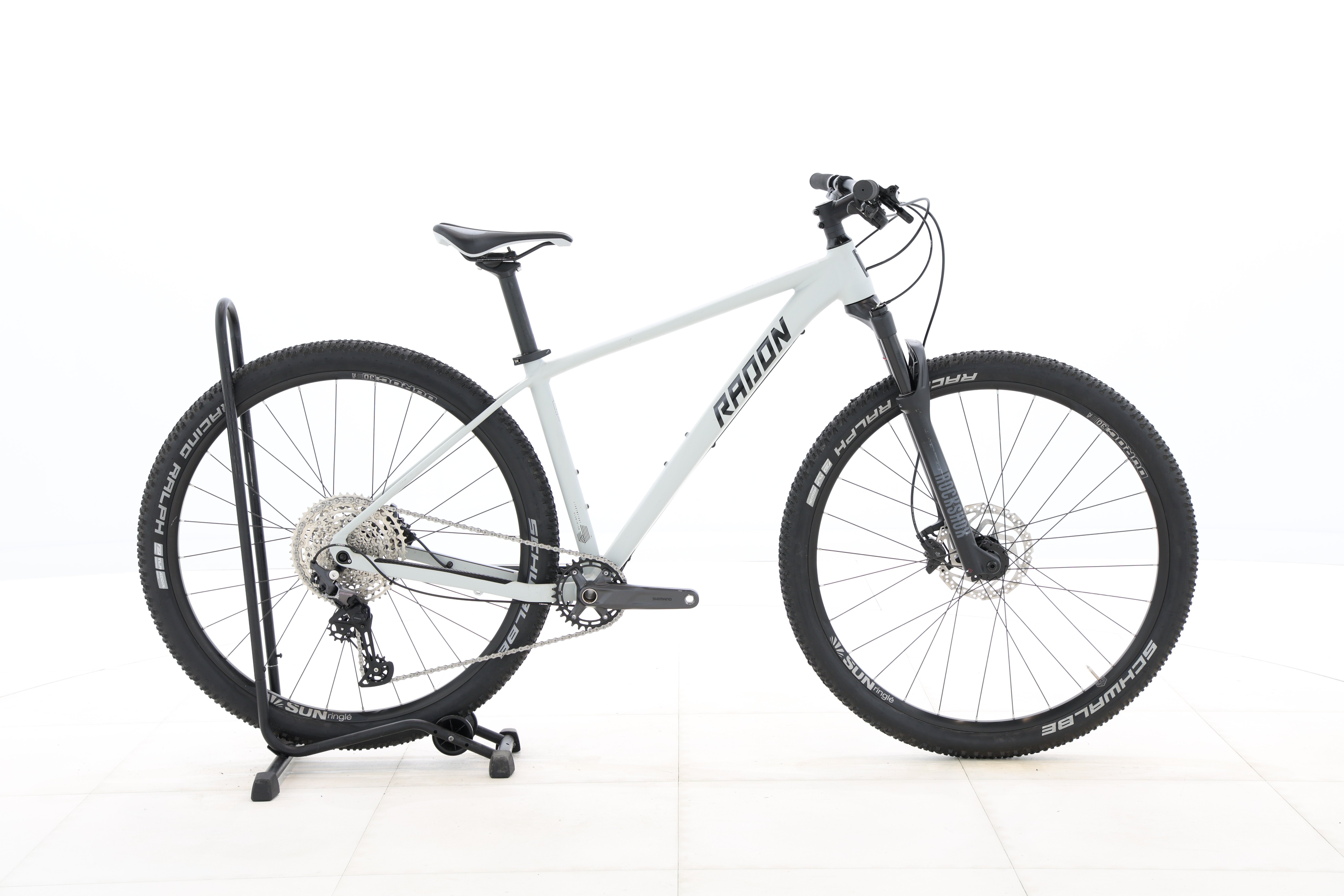 3863df66-8e5f-4e37-8b79-fe9f146c045c