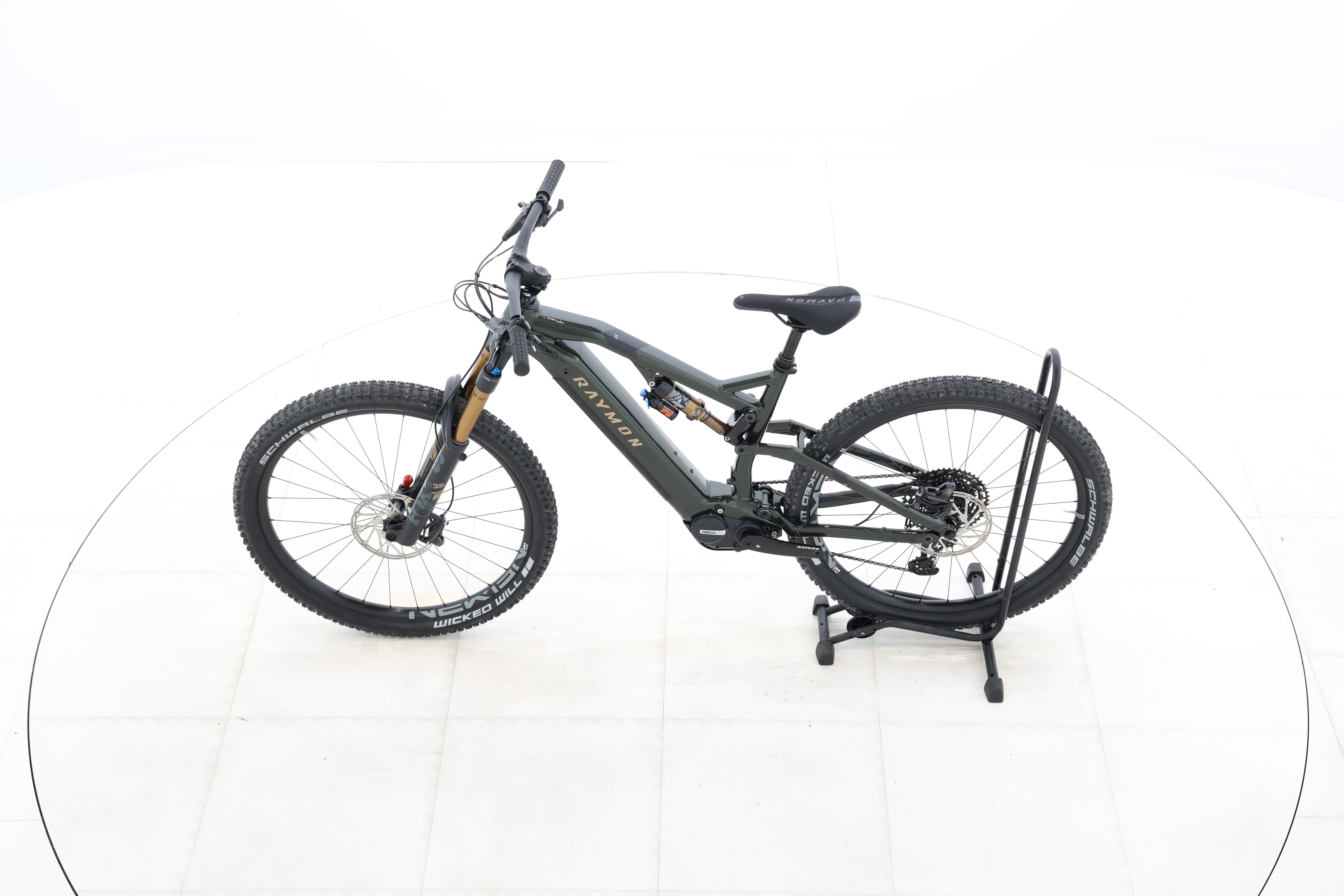 c727fe45-e631-4298-a1f1-1782fc09cd10