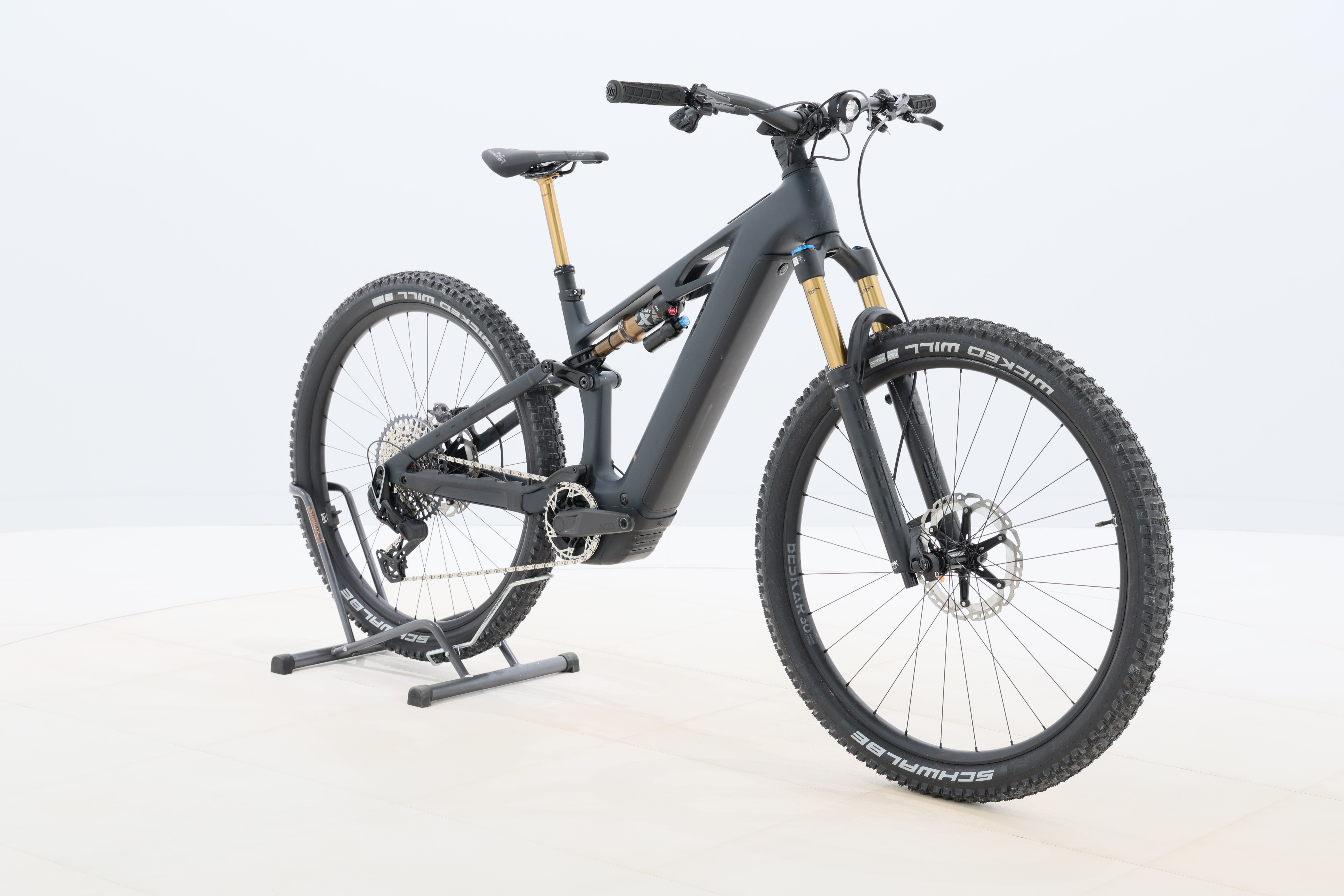 ccdba281-f195-4ffe-a407-4db1c63e5f89