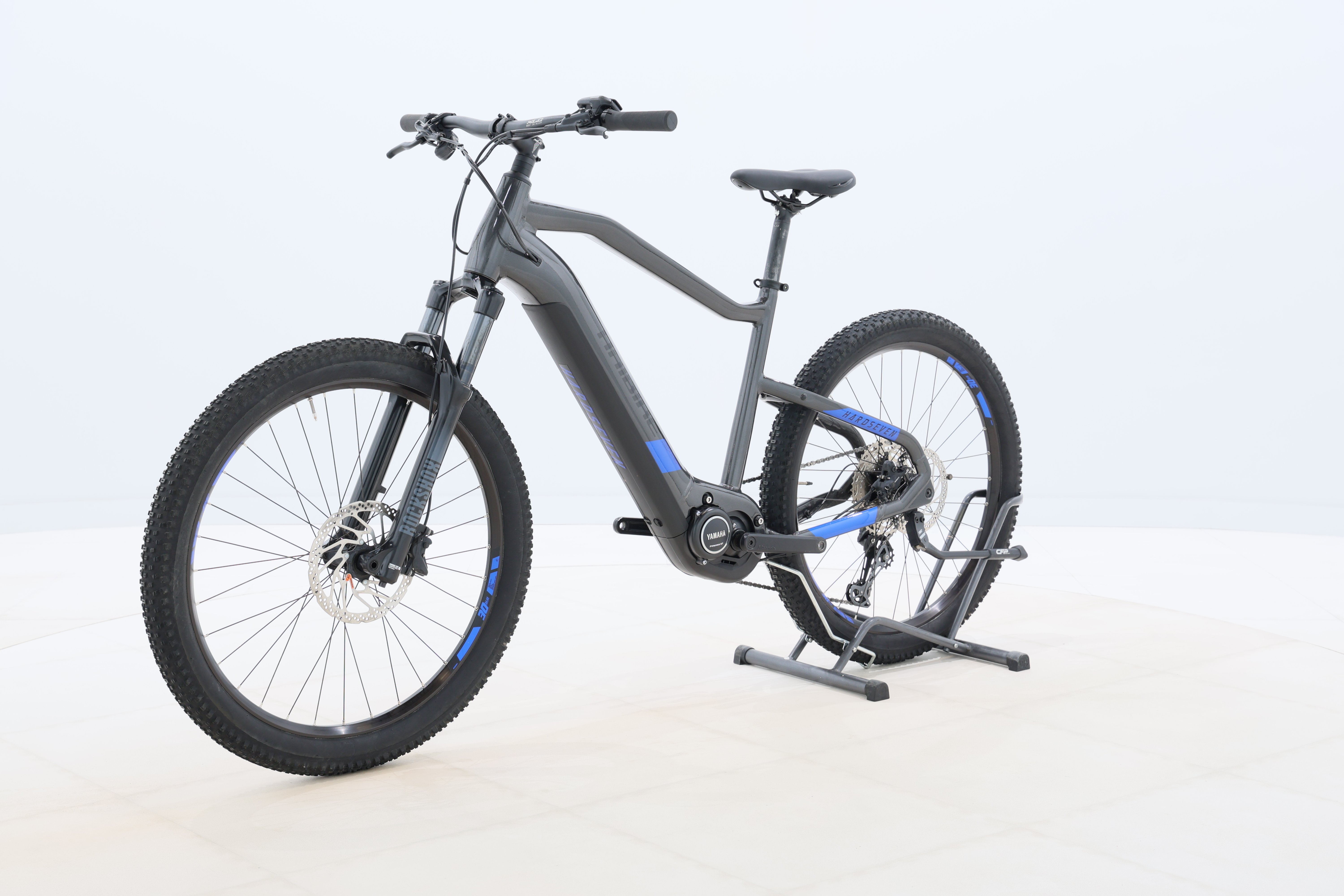 16473325-0a73-4147-99b8-5ff4aac6e464