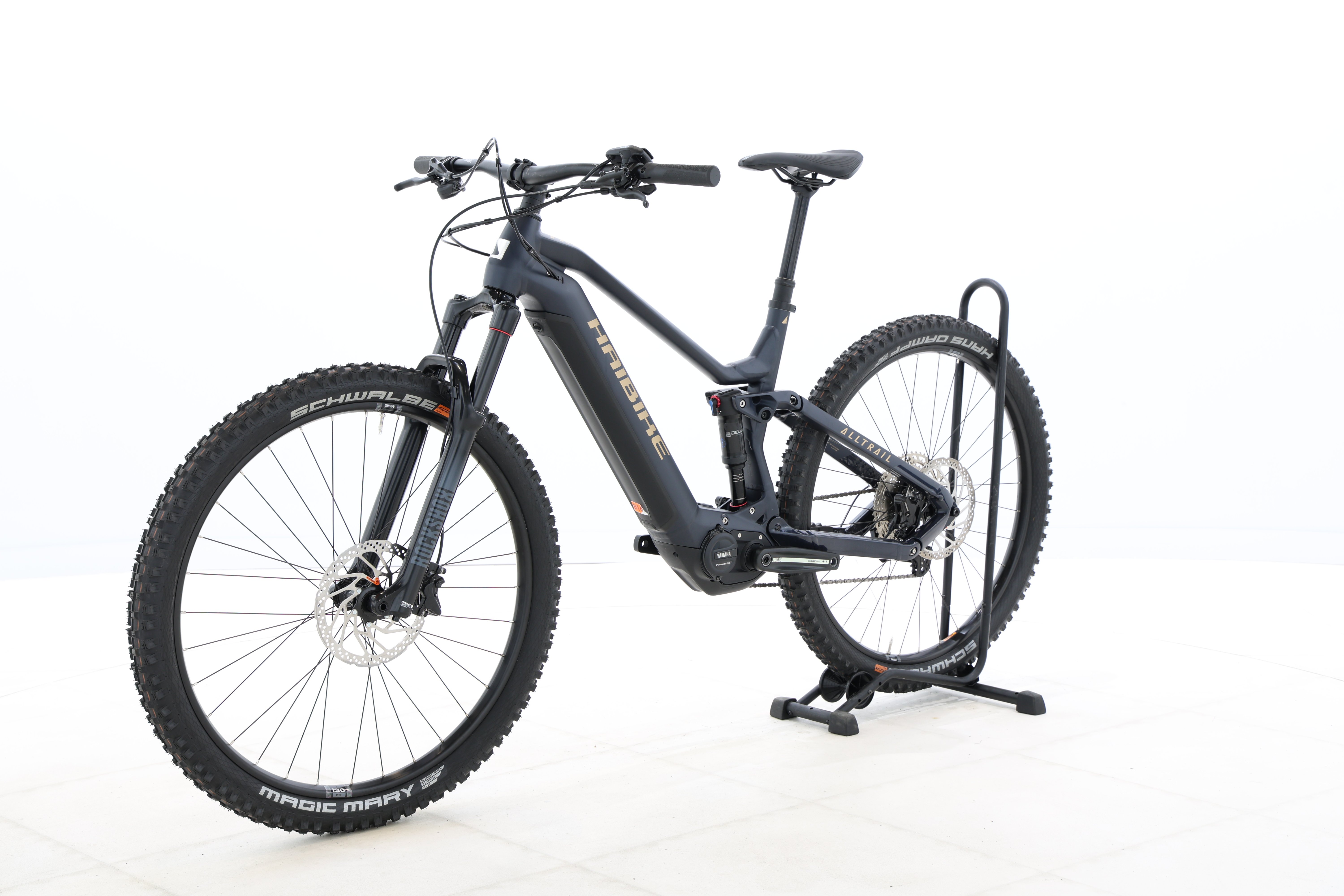 3403e902-fe56-4868-a9a9-e40df58f65bd