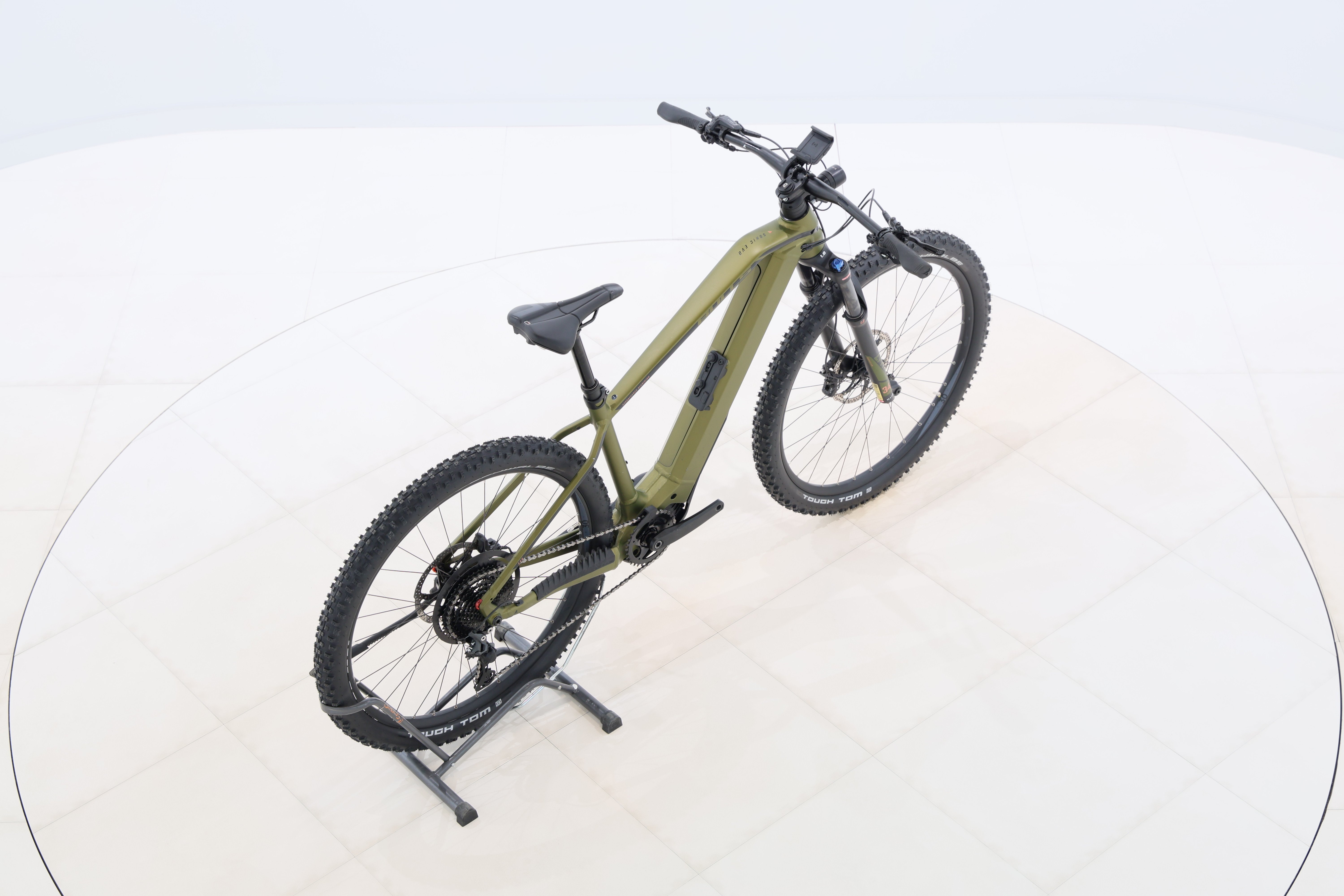 5b3d614a-691b-453a-aa70-b6460461e6e1