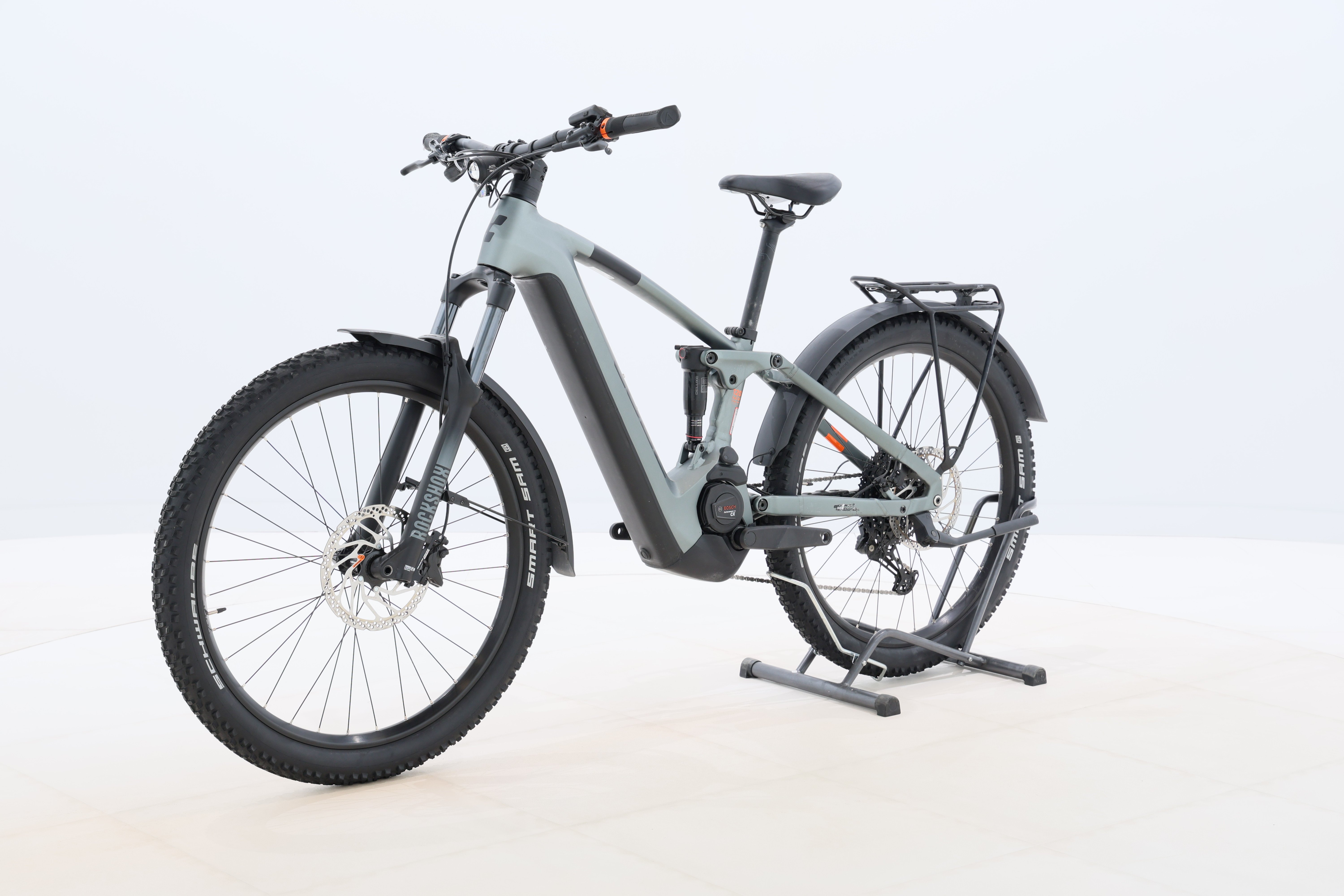 e0915232-c94d-4e50-b942-e7720eeabe33