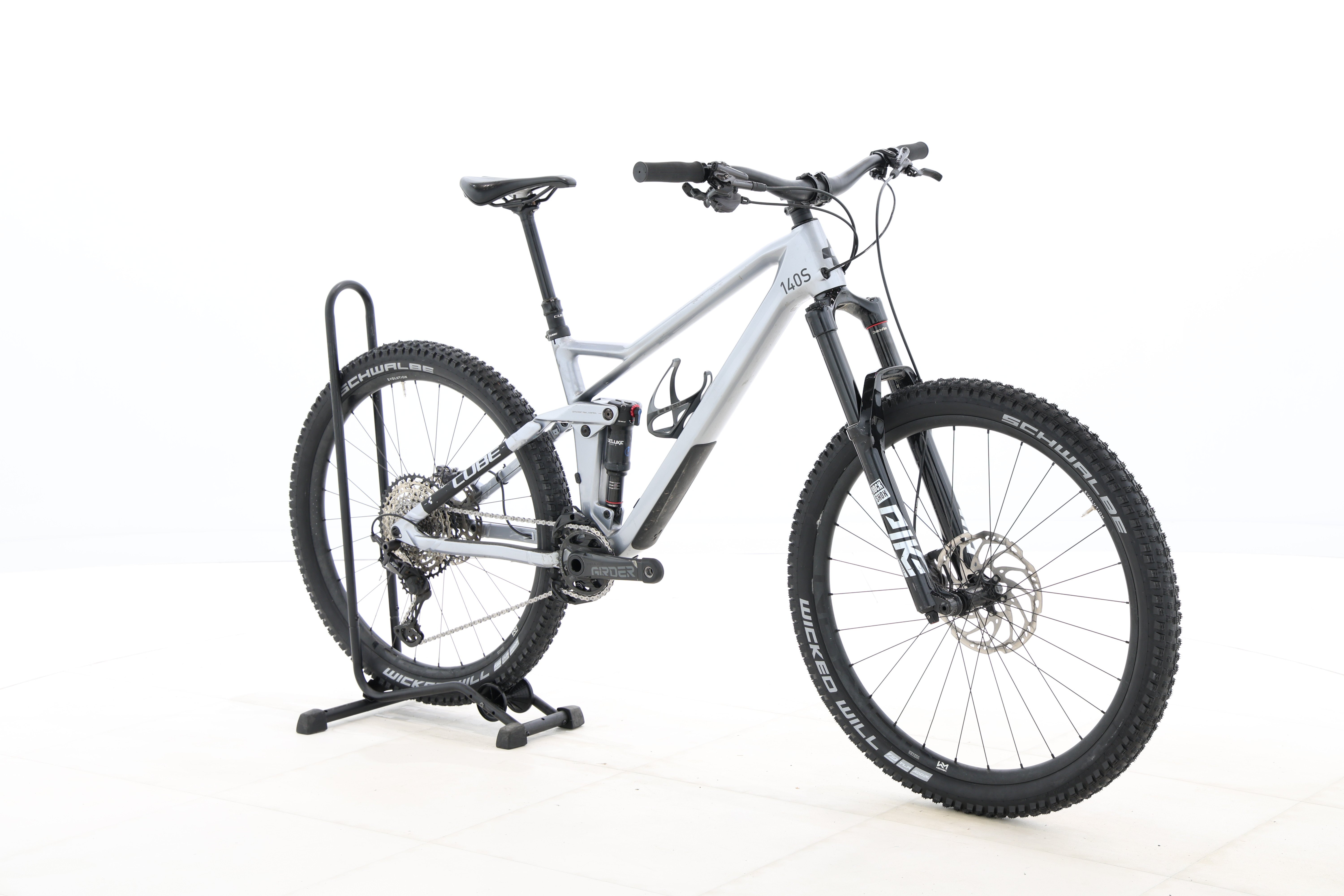 bd1996a8-1186-4474-bf48-7df21ac3877e