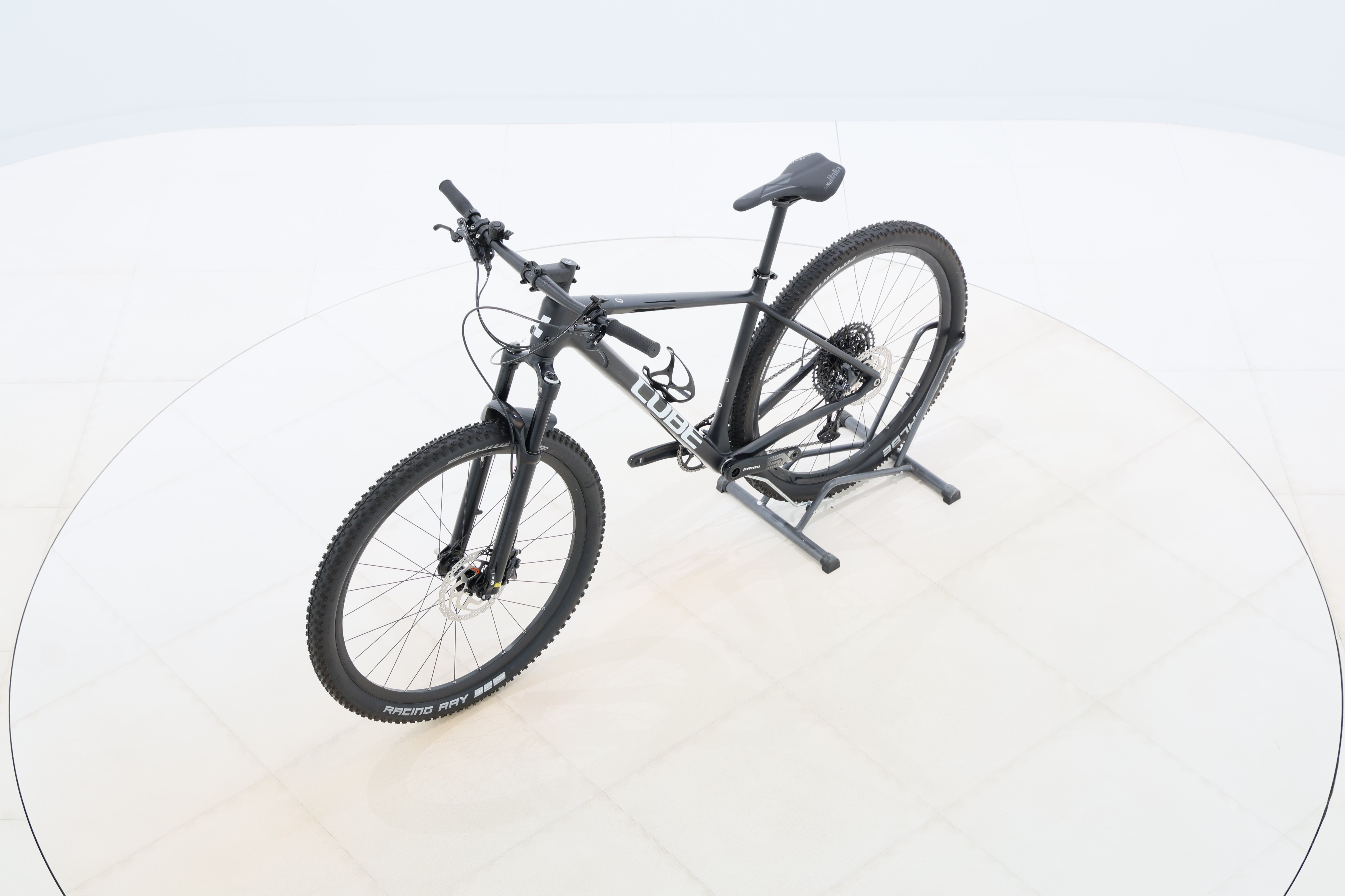 dbe4ad13-d175-4775-8563-15ea3921ced9