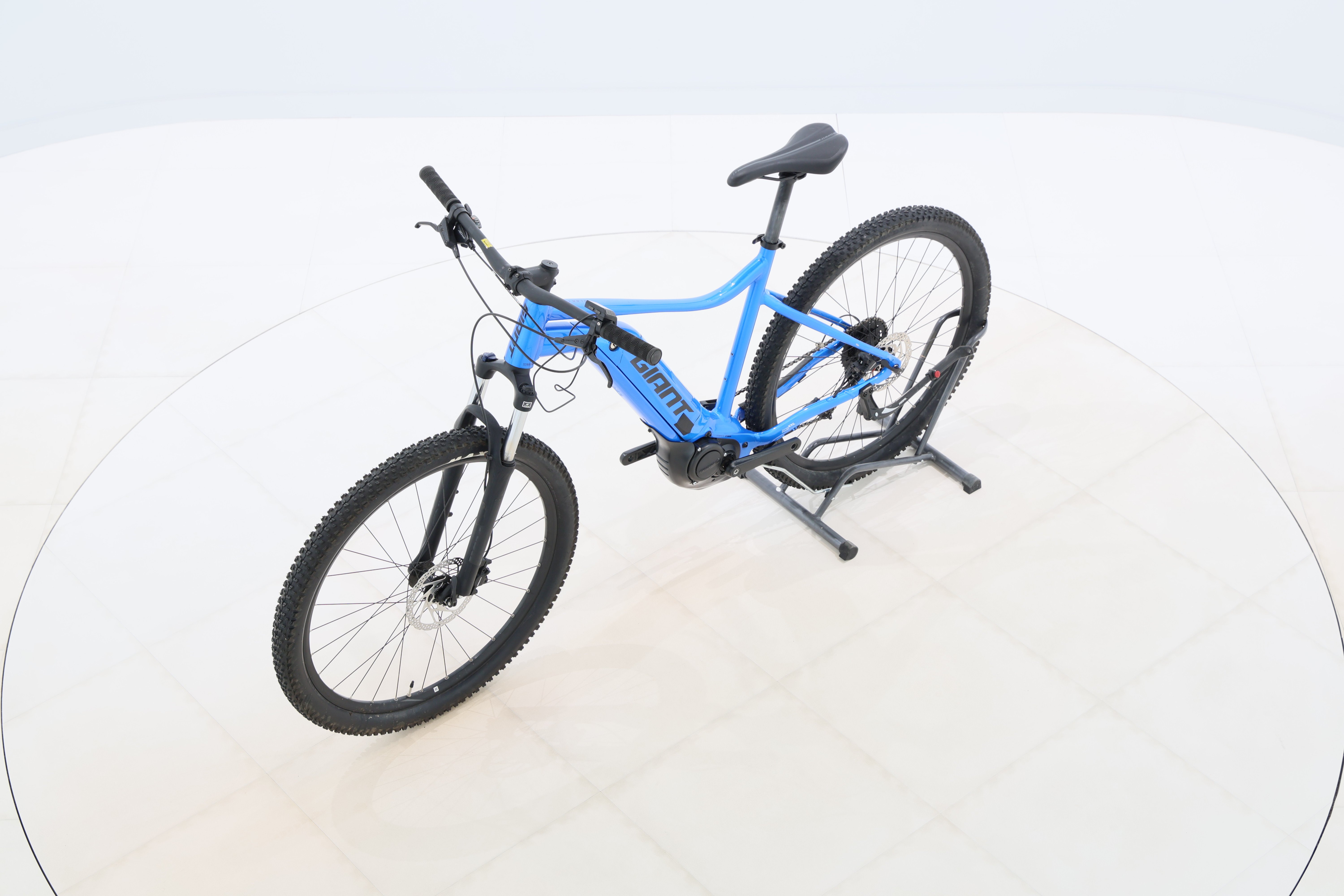 a24f4995-75cb-4082-a9b0-a636d7d8b6ee