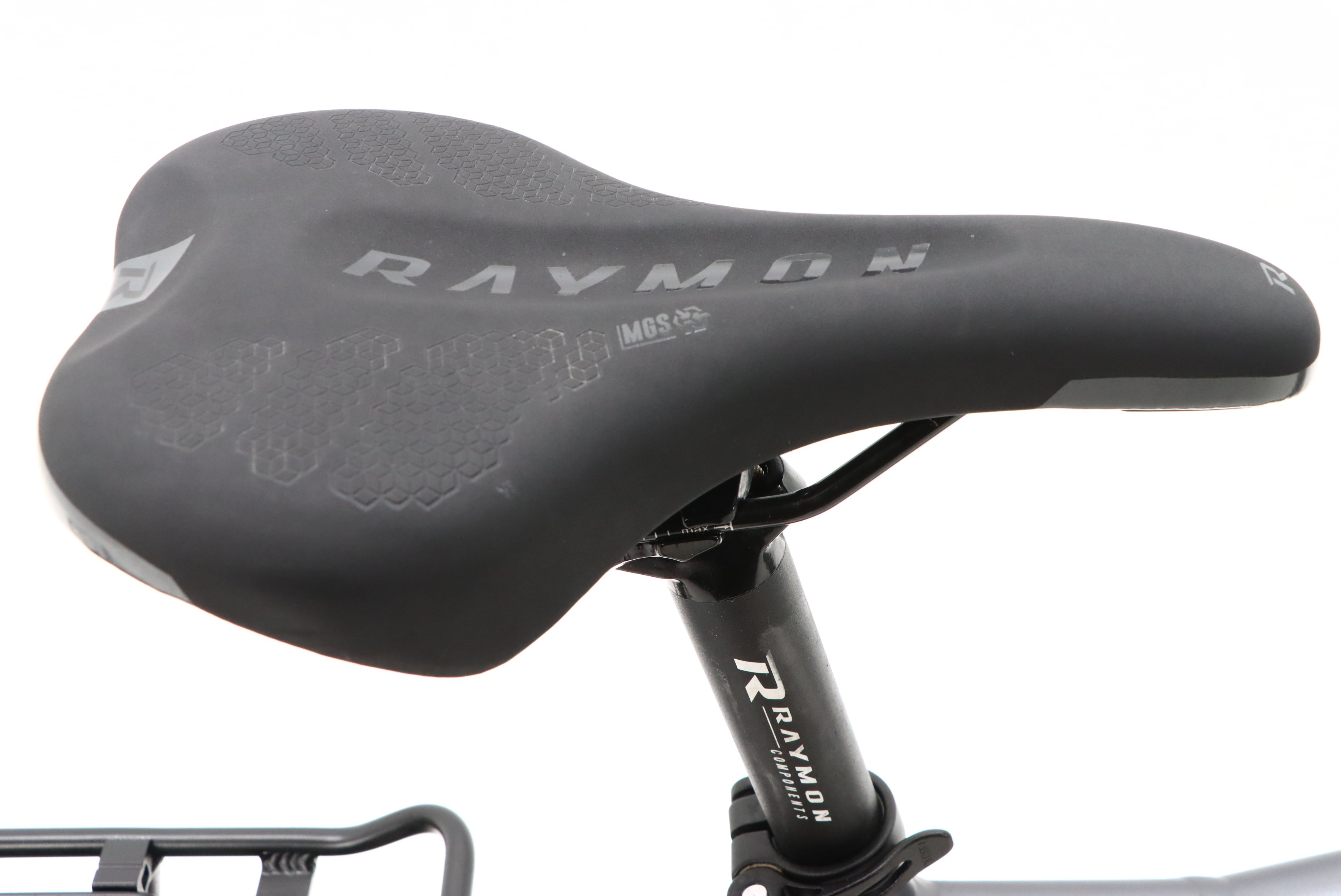 c7feb710-b7c8-4812-955b-041f5699ad42