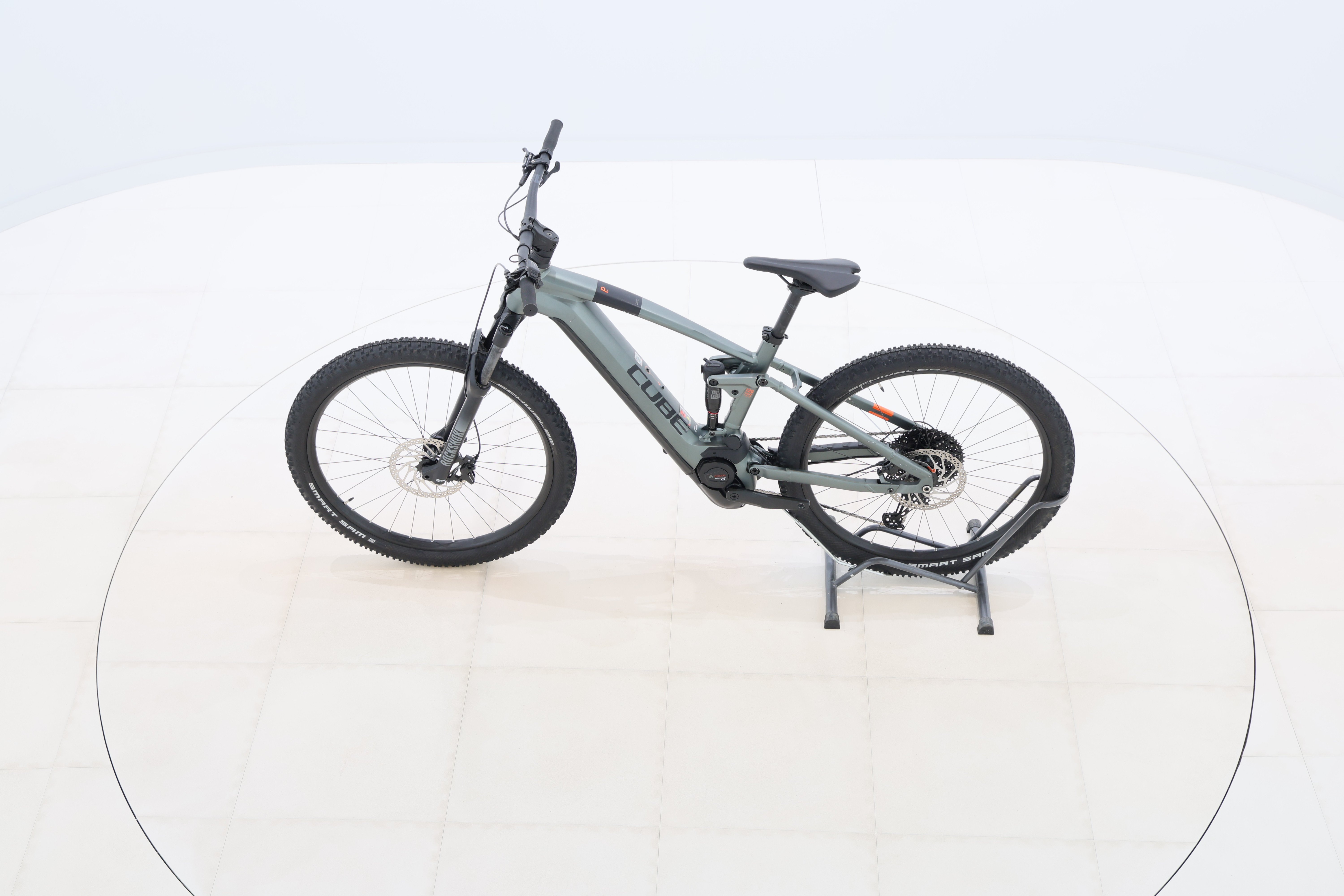 073fd8ab-e299-4144-bb4f-ebeed3999714