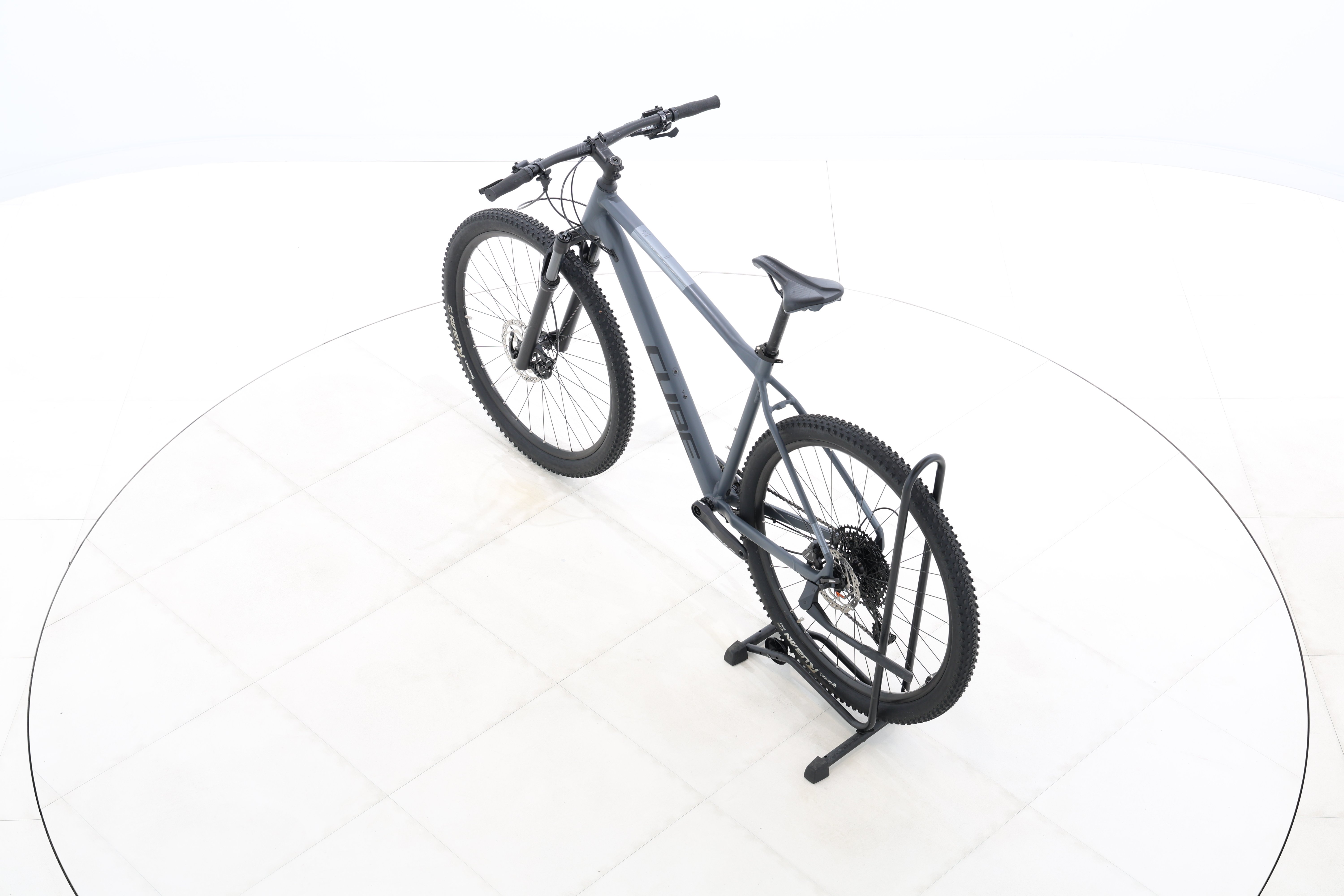 85615a9a-c760-47d1-abf3-98577c24fd70