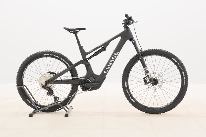 Canyon SPECTRAL:ON CF 8 2022
