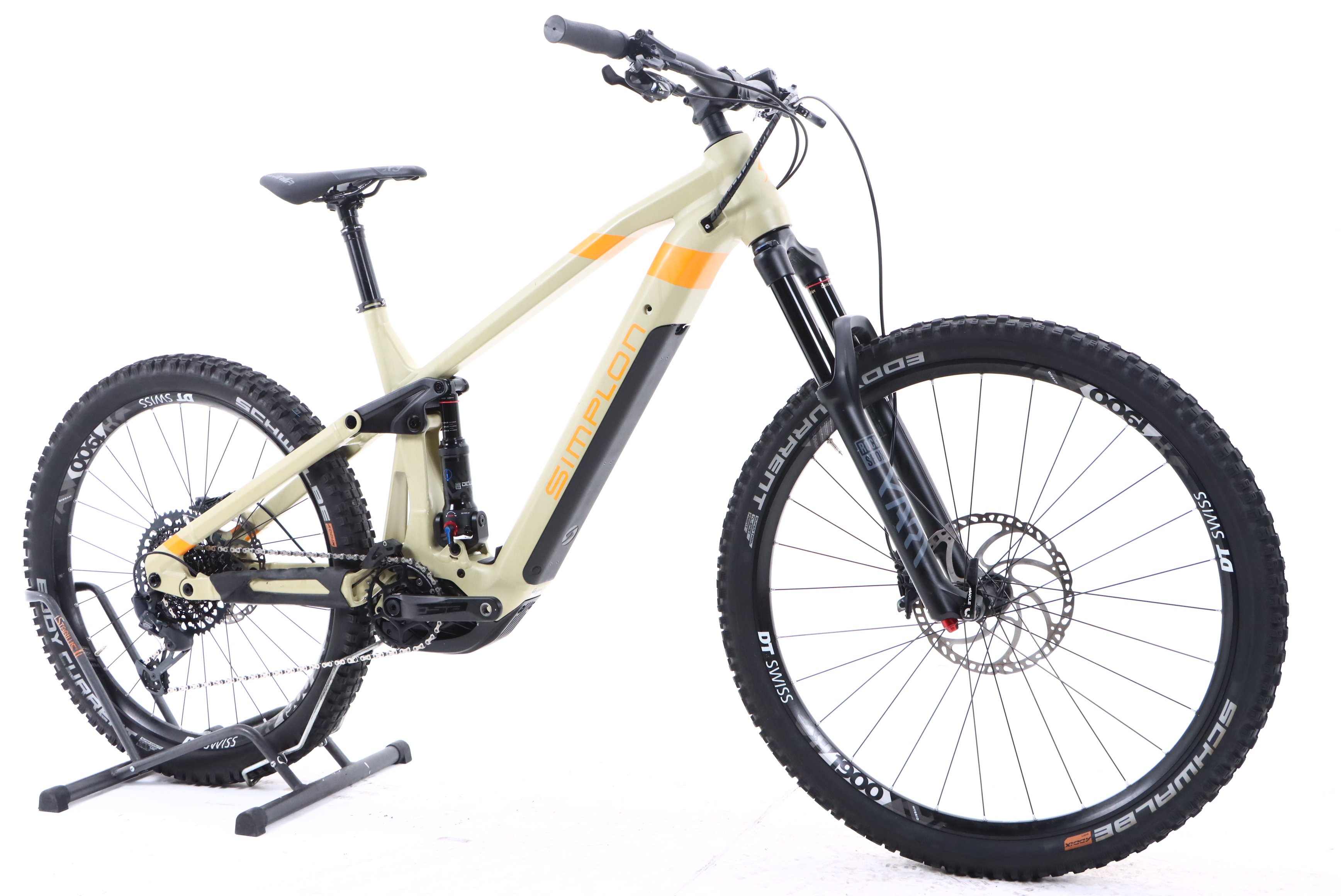 8fc719af-e766-433a-92b6-a8c30c1e1450