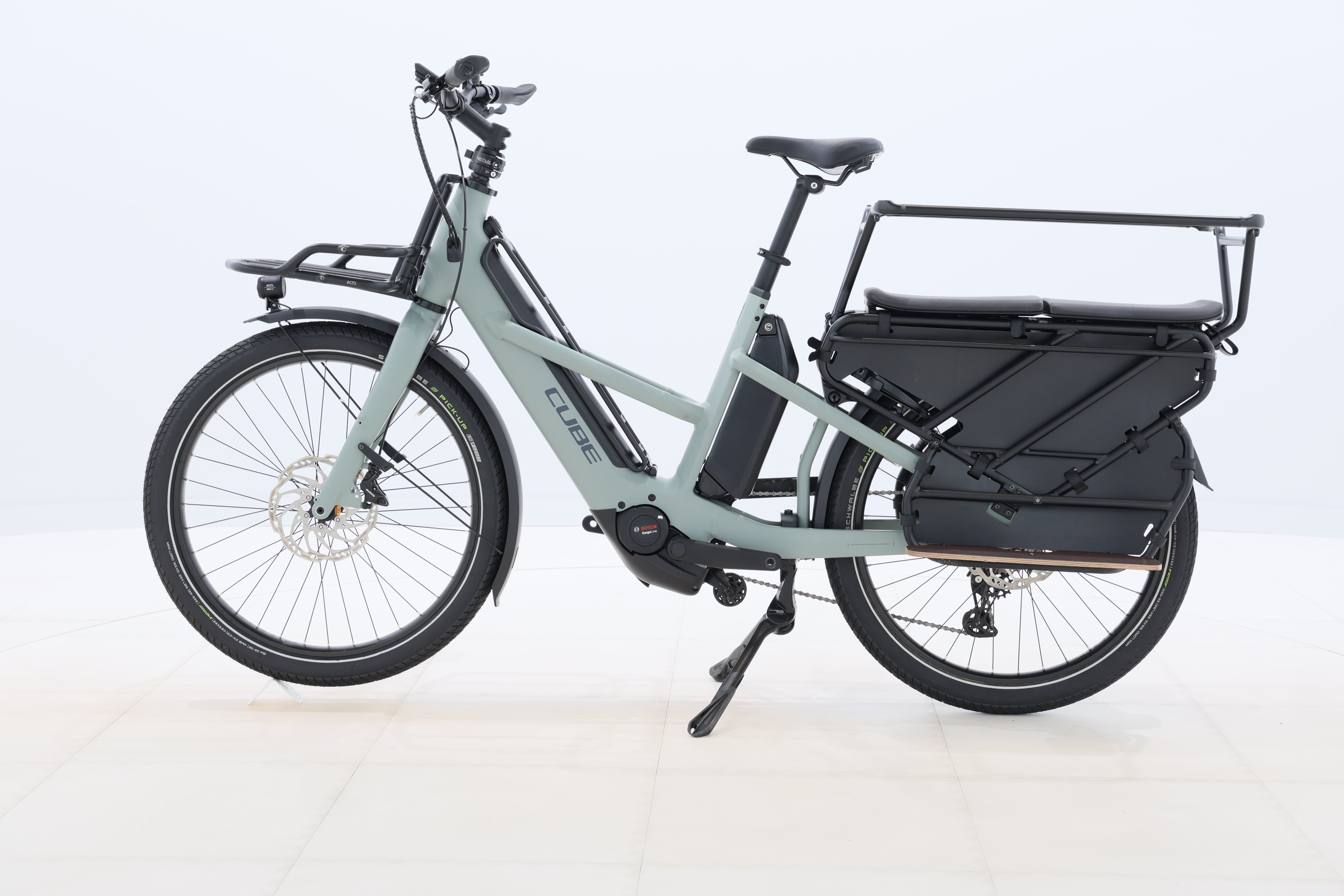 b86df0fa-da3a-425d-8608-826163f4d52d