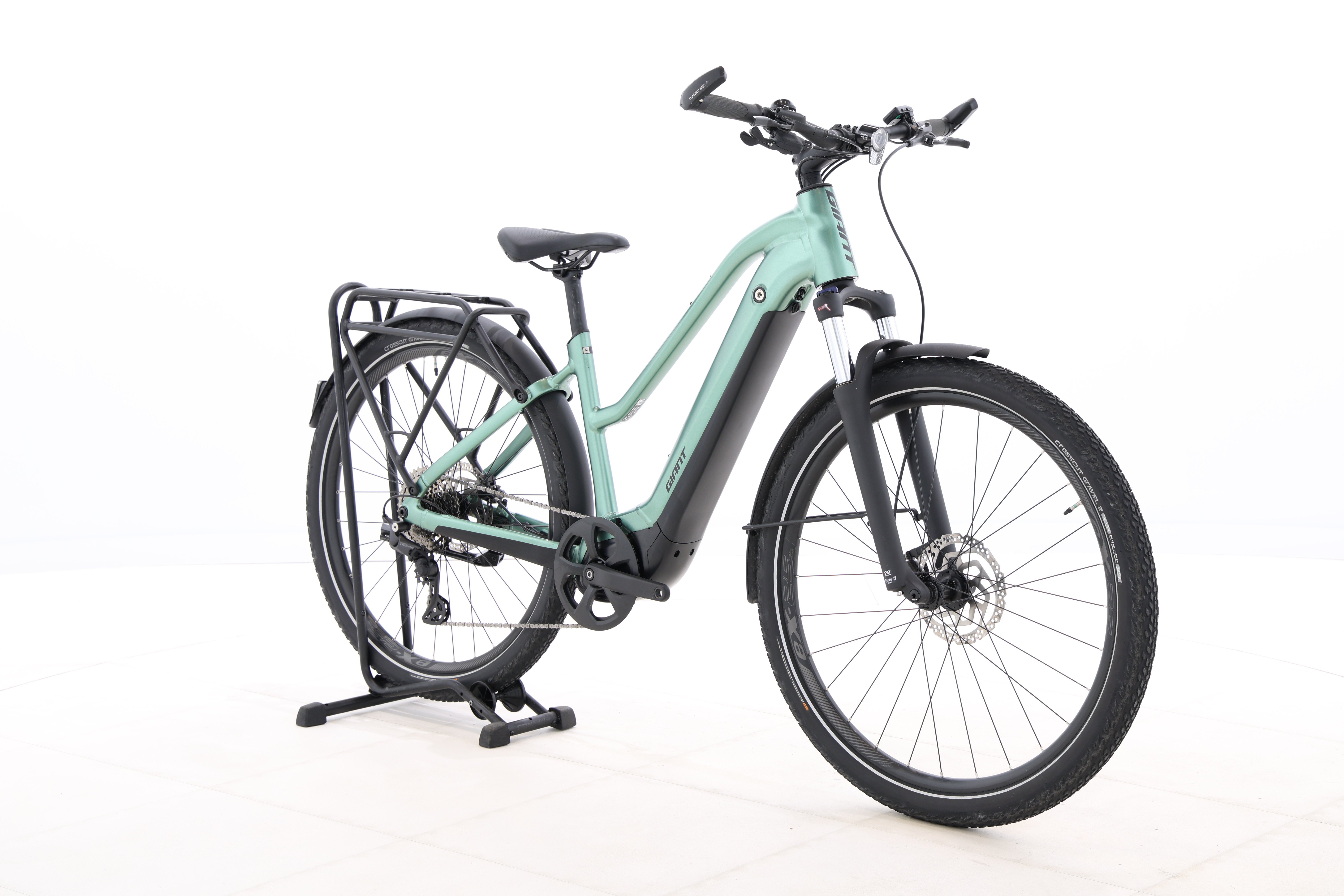 ecc604ea-9649-4113-a16e-20ba56e2fdb5