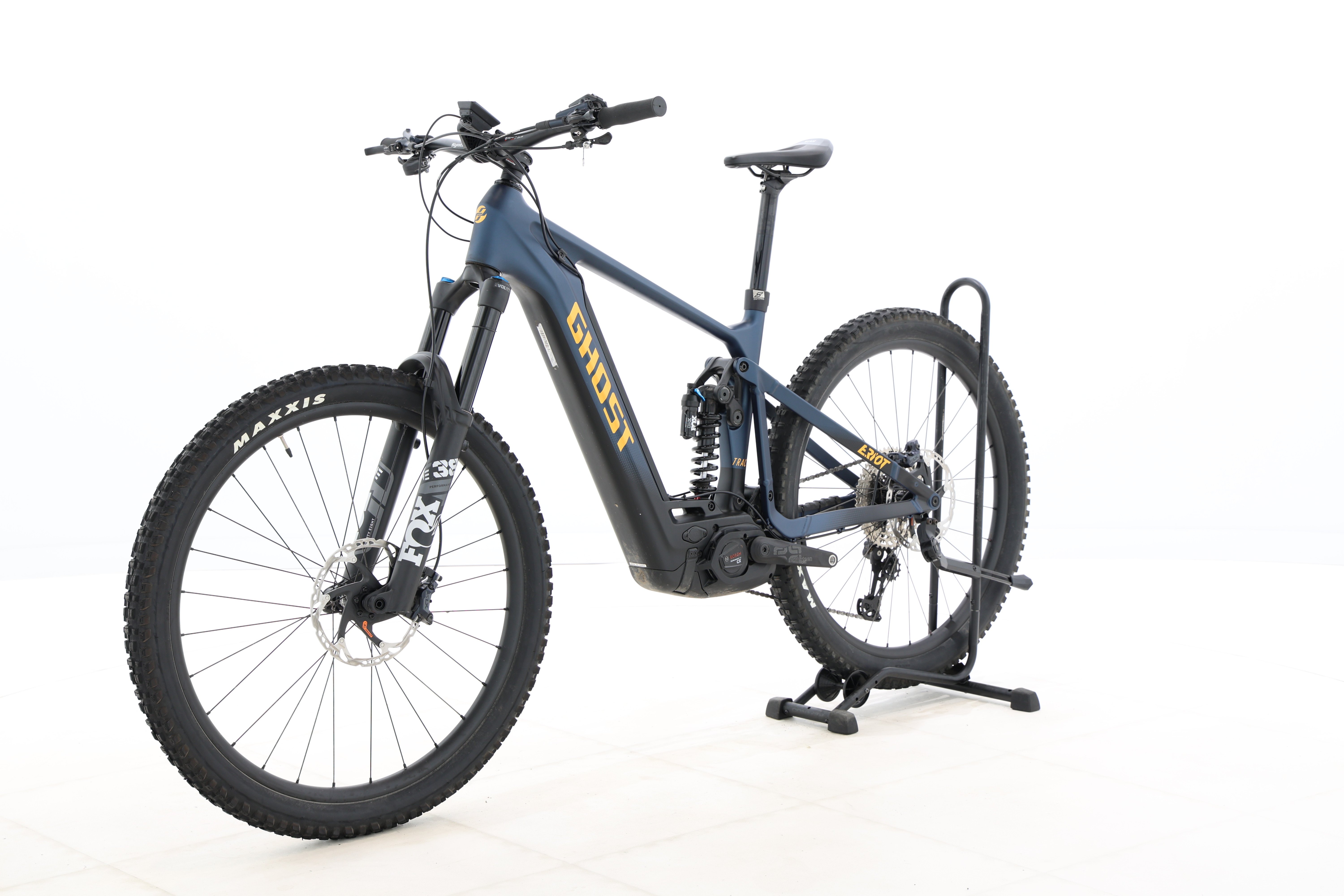 b9fa7910-bb11-46c6-ab70-0b42c1c06544