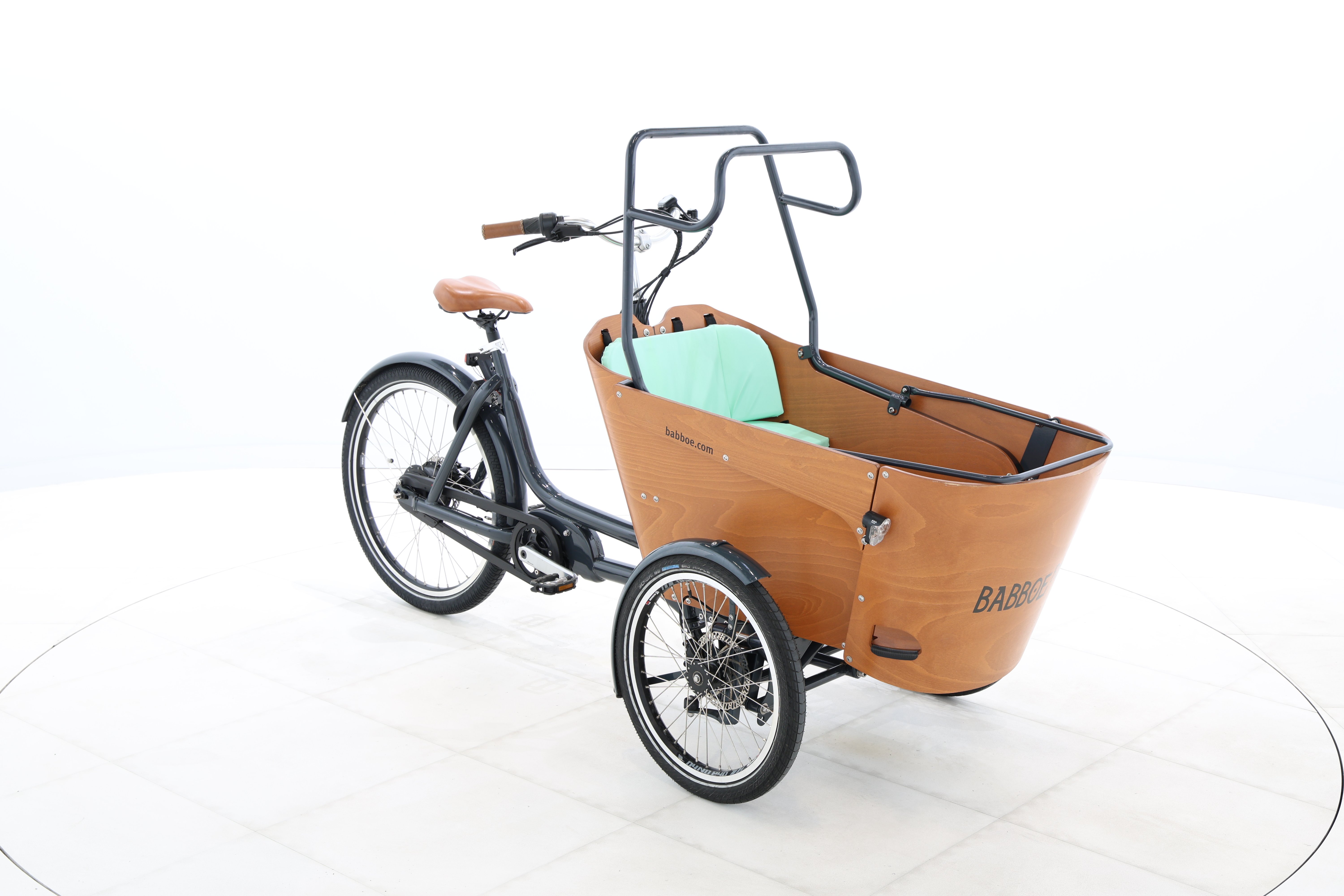 ceac76d3-e67f-4409-a3c7-d27b26780bff