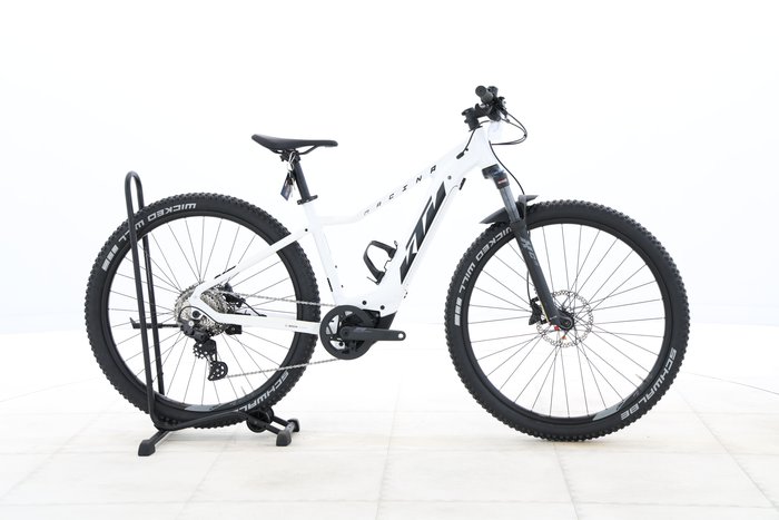 KTM MACINA RACE 591 2022