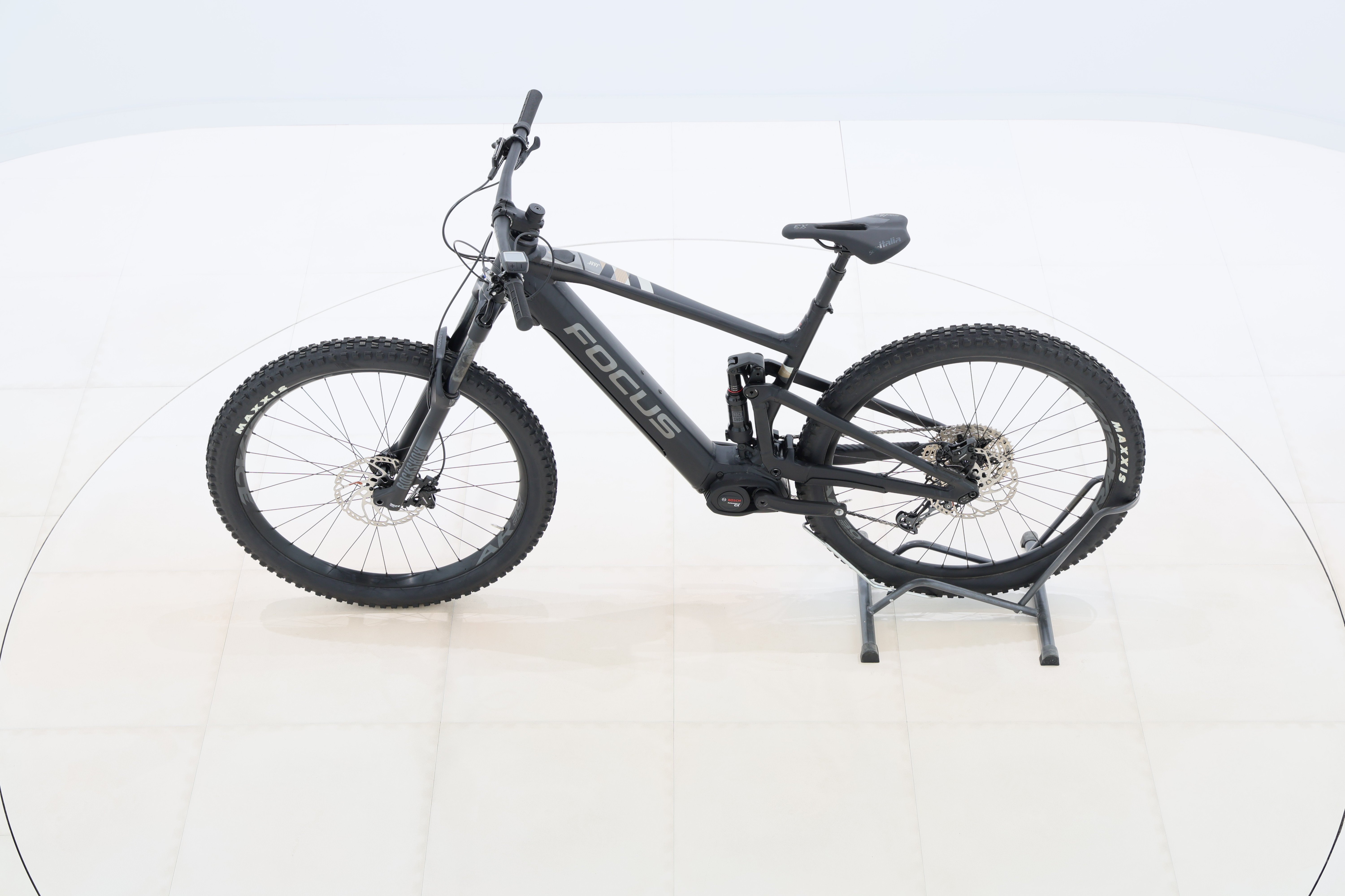 74aabd53-0bf5-43c1-8e7d-38138a1a8123