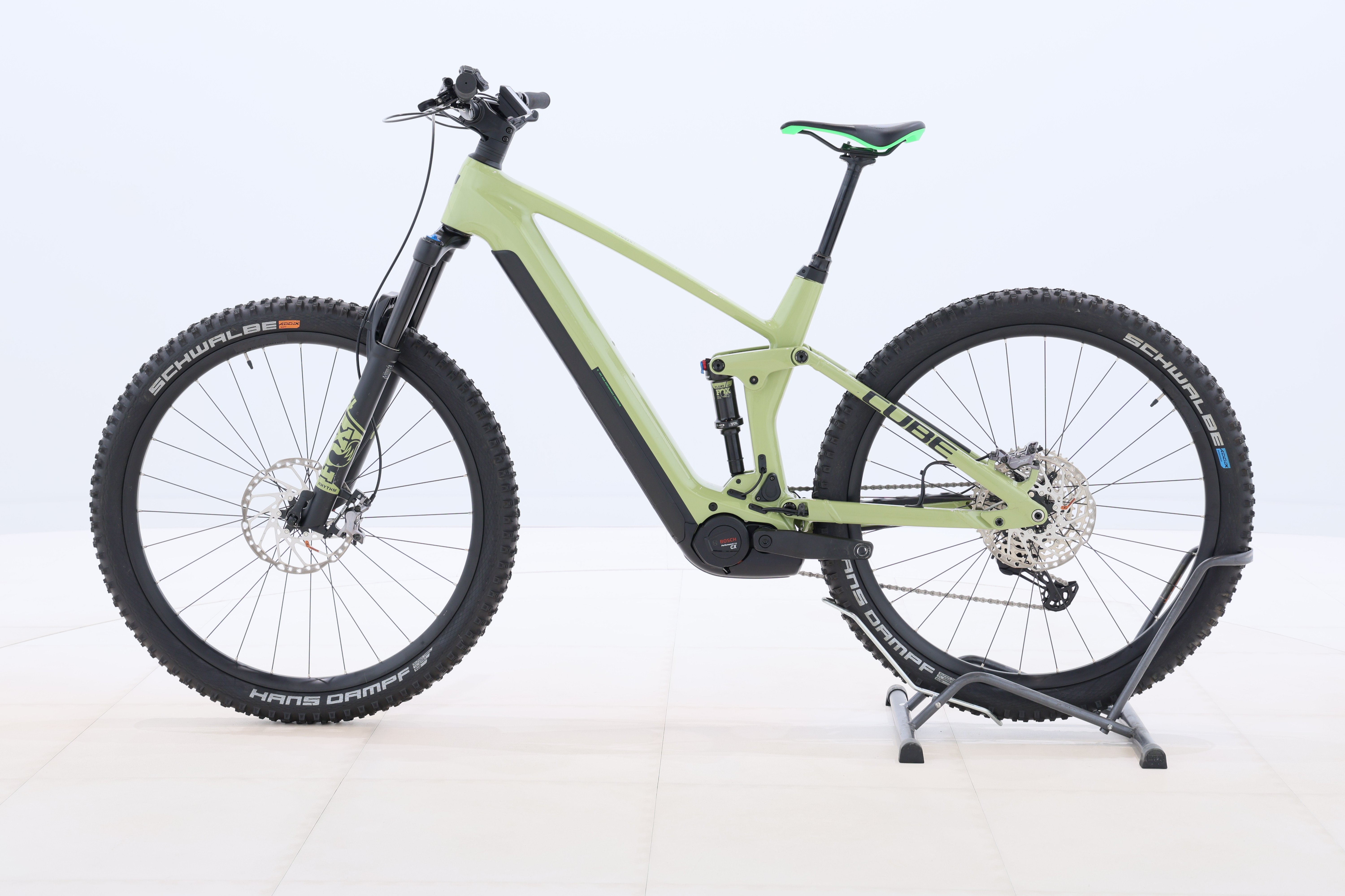 cc817fac-0e20-41bb-86c2-764d6a2f5670