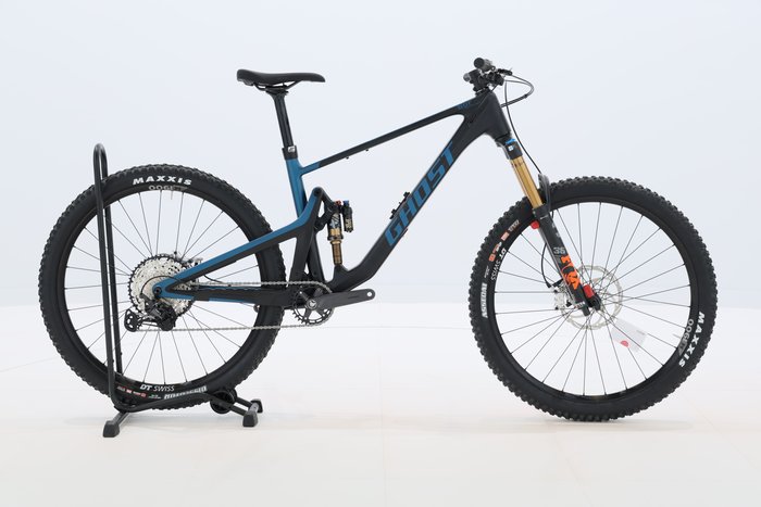 Ghost Riot Trail CF/LC 2024