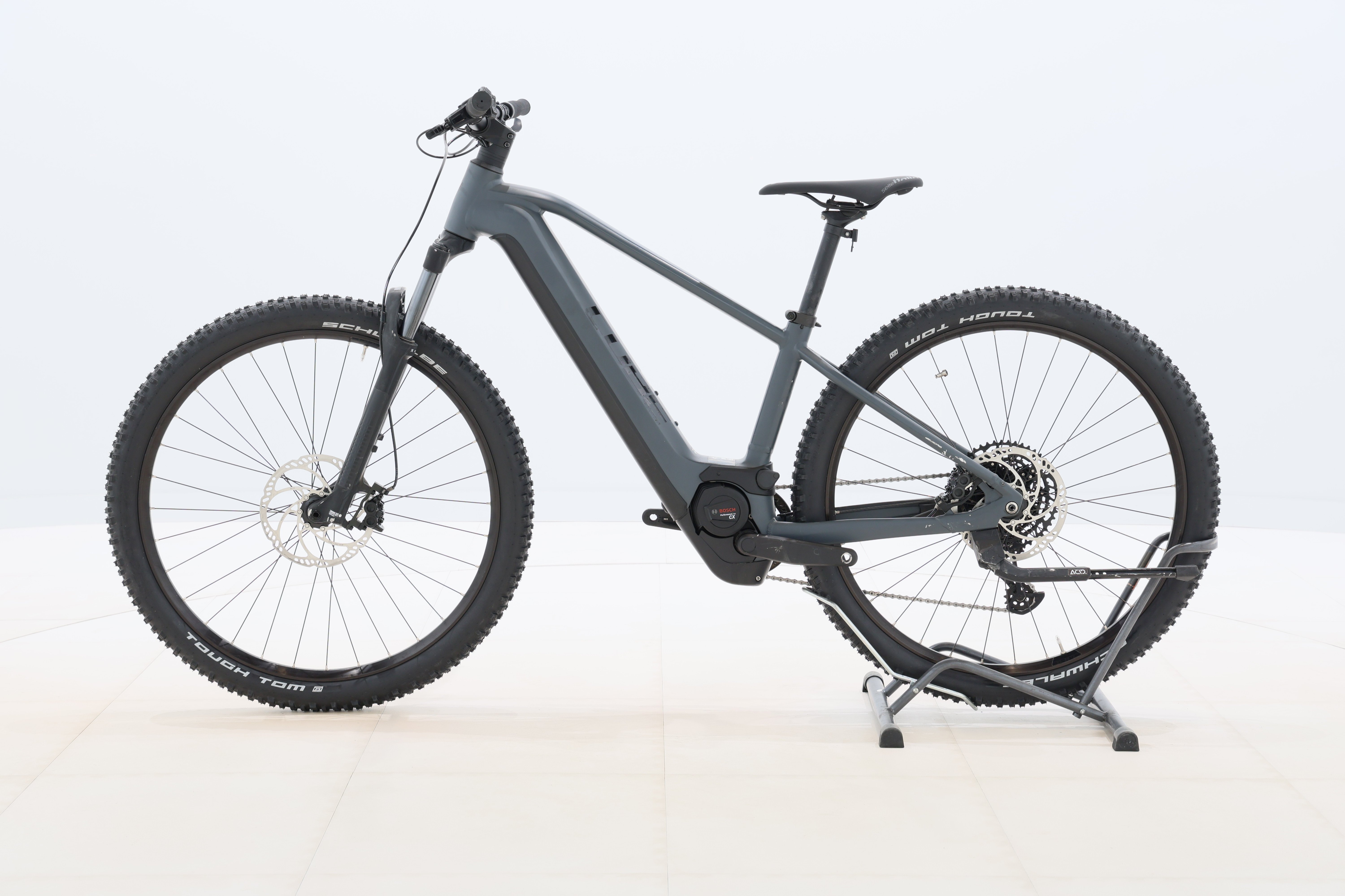 8fe2e62e-b5c2-4307-b1a0-cc4369aae25f