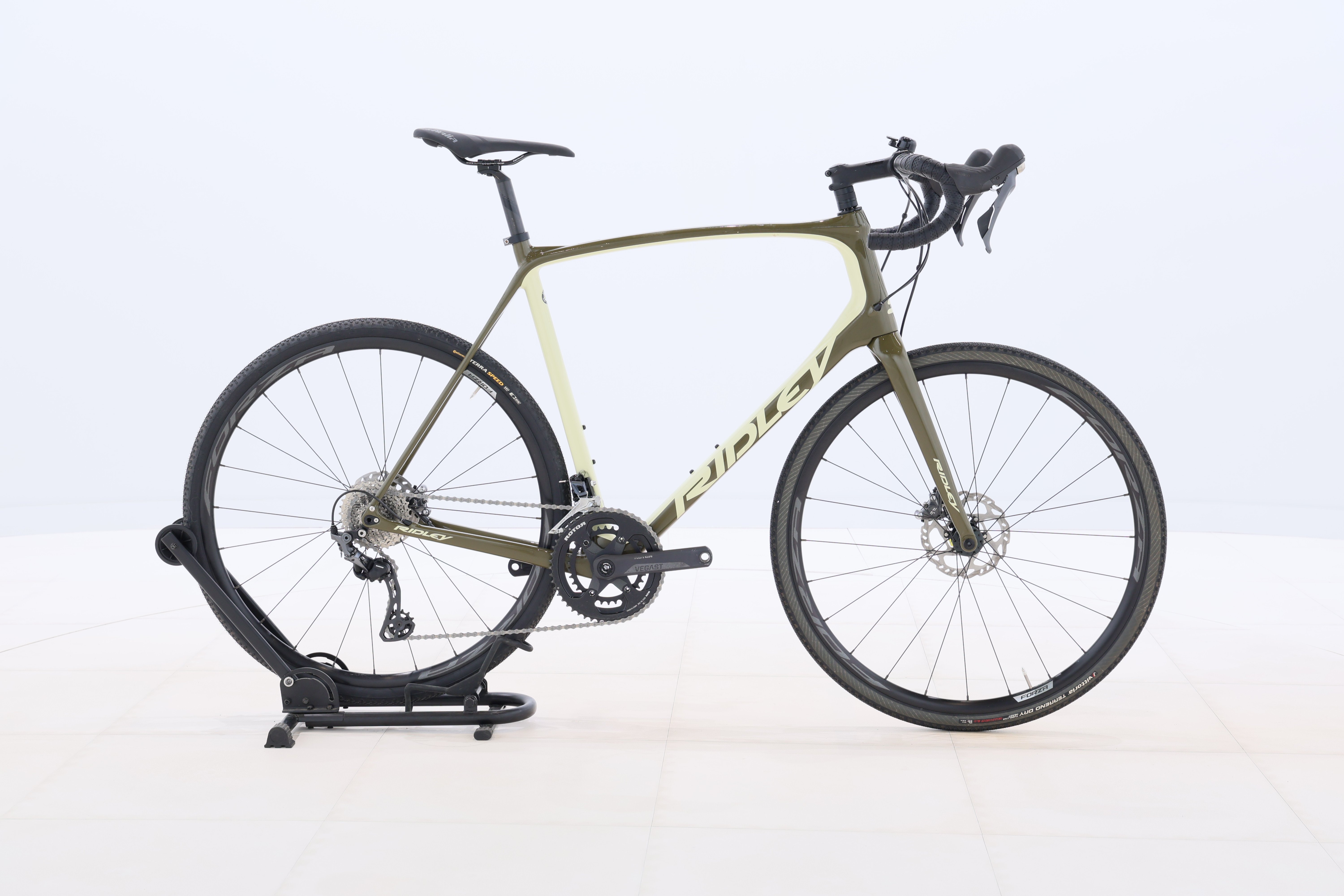 ef1dfa98-44ca-4c84-be19-4a63477d563f