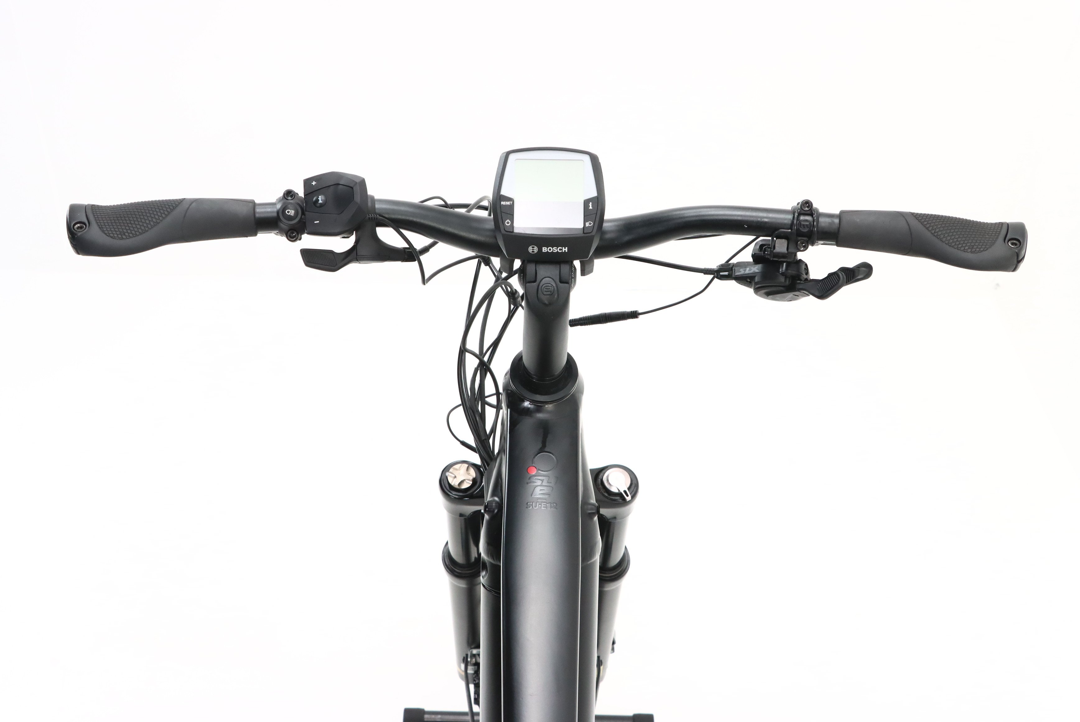 ae882c80-afea-4cef-93c6-2e883f31720d