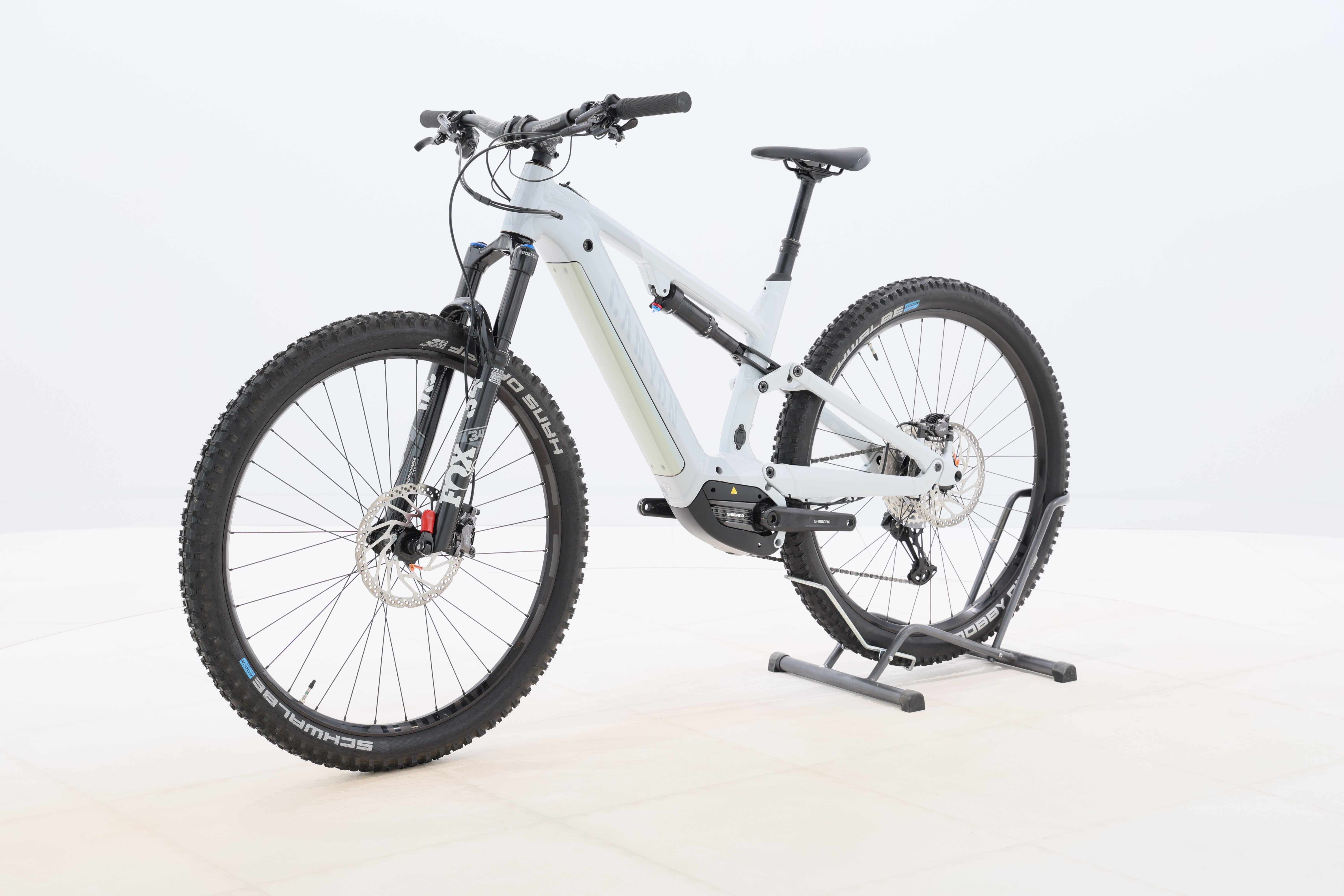 e6c6048f-e53d-492f-b5e4-e813235ecb15