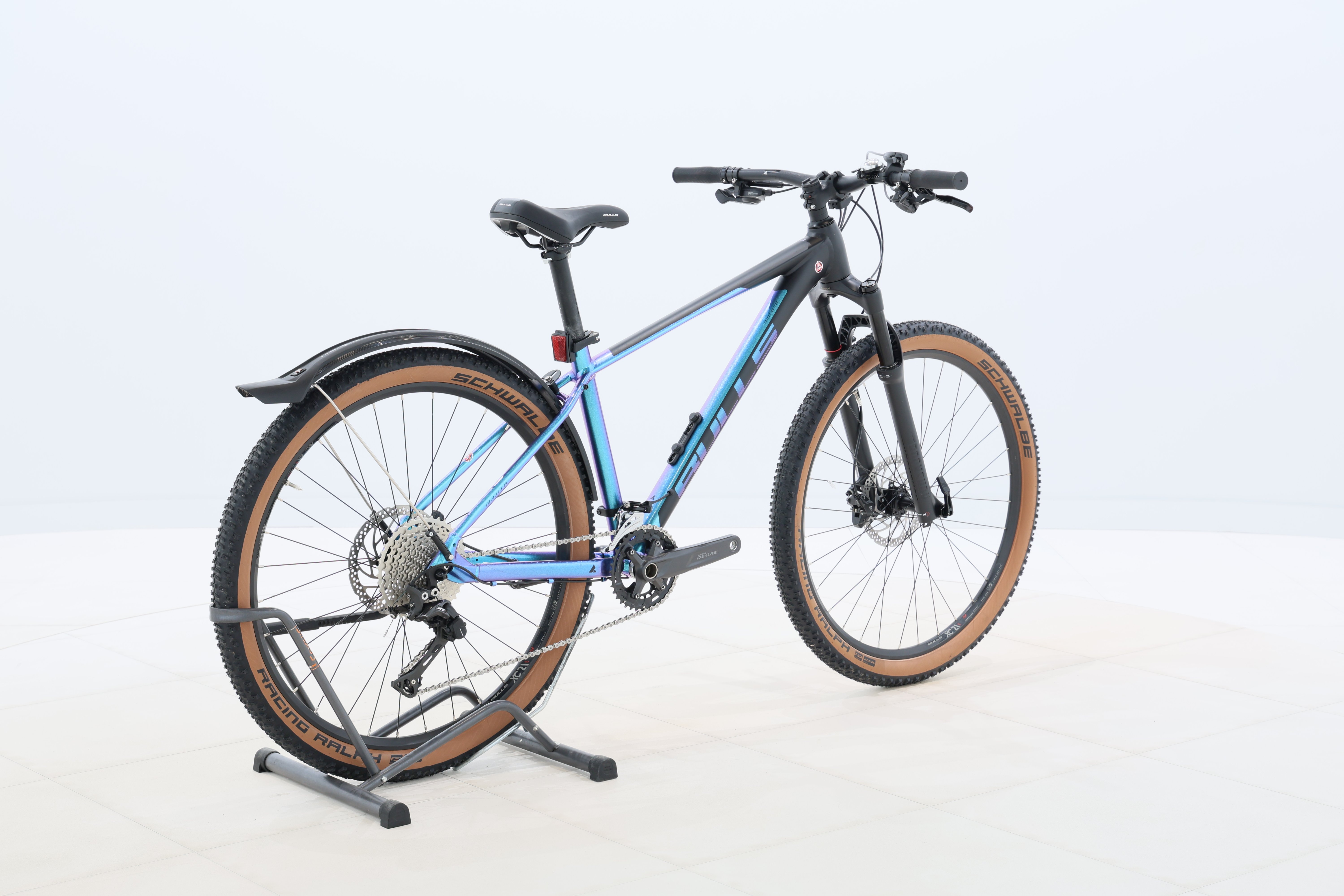 e1ac93f1-1ba3-4eb4-804d-70d430f9f20a