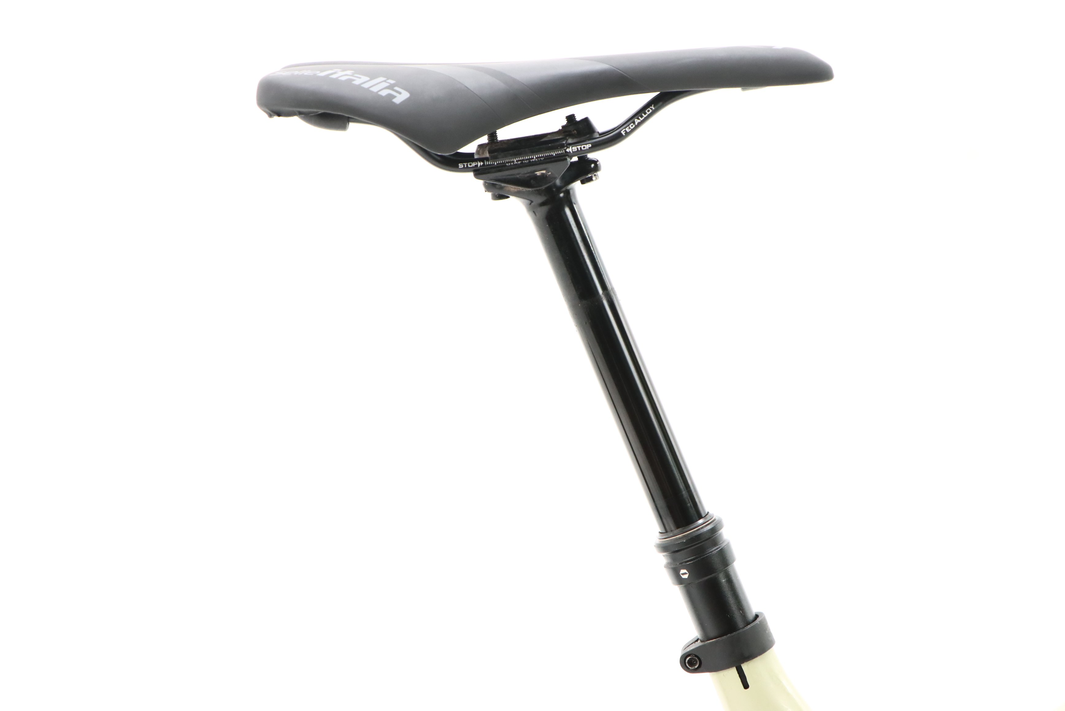 b97833ad-1fc1-4360-82a3-908de4a7c354
