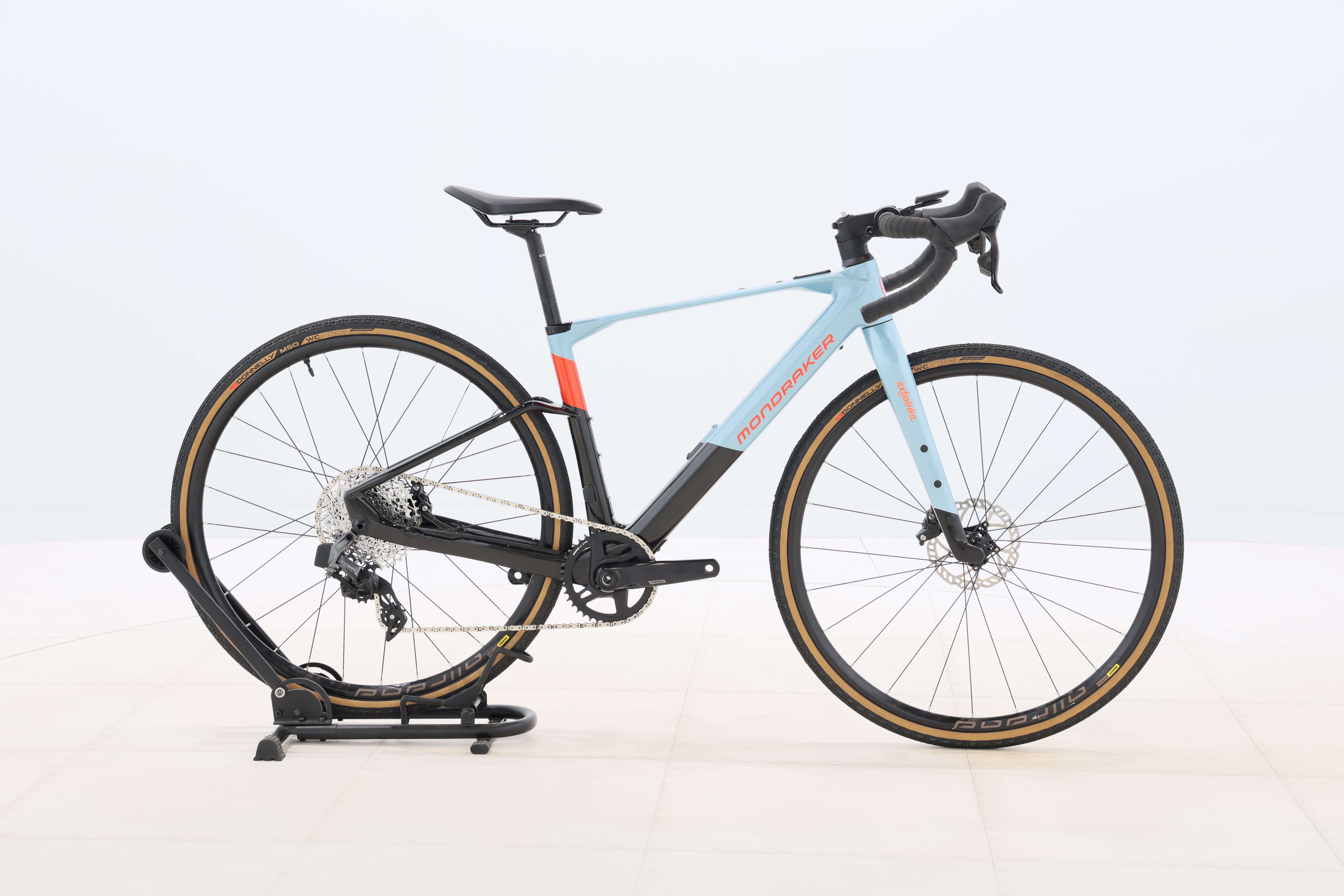 b21b3b00-2247-4dd2-acec-123106e0bf43