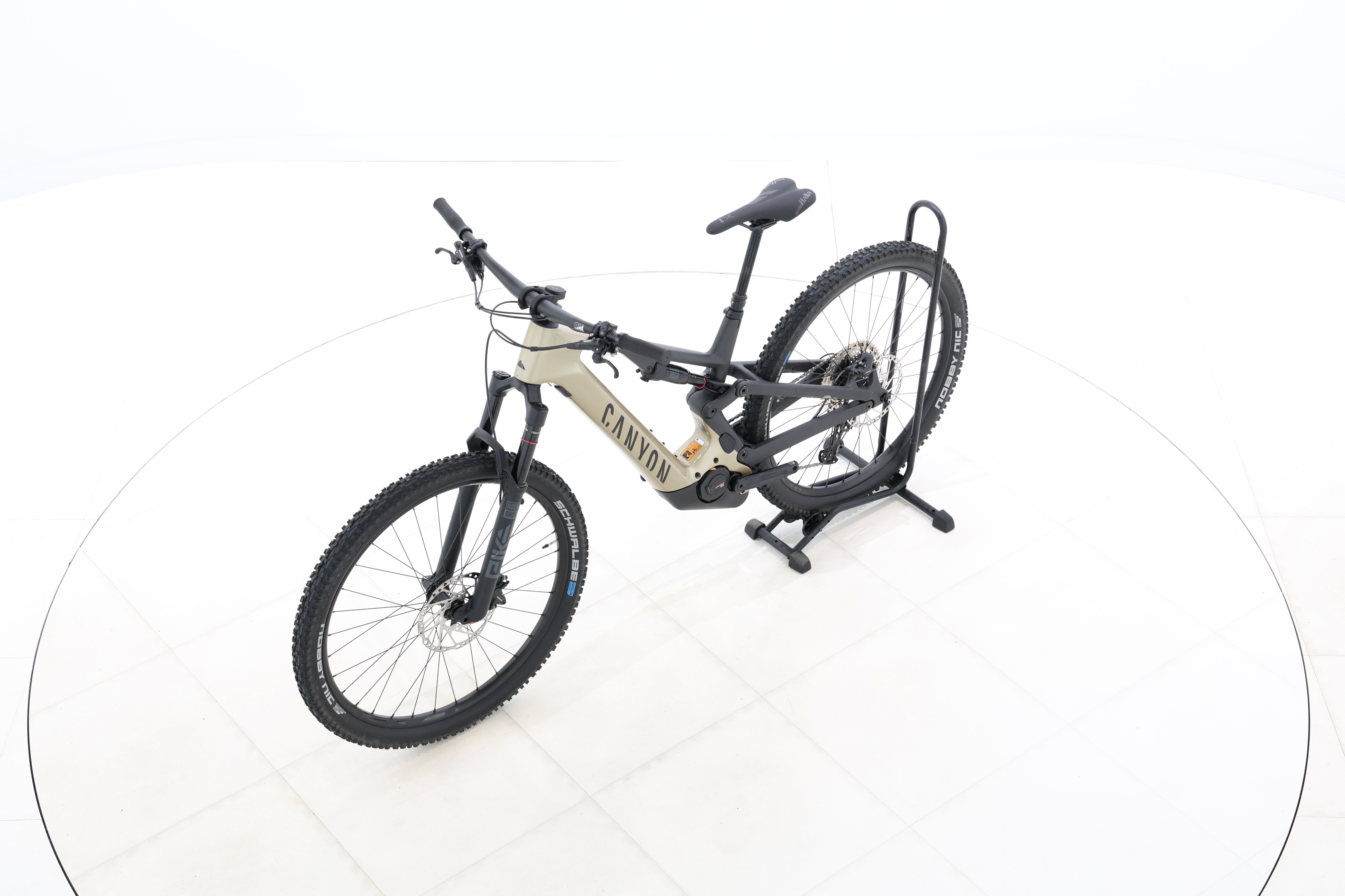 e036c6f1-7d07-4985-92ca-89bfdc587fe5