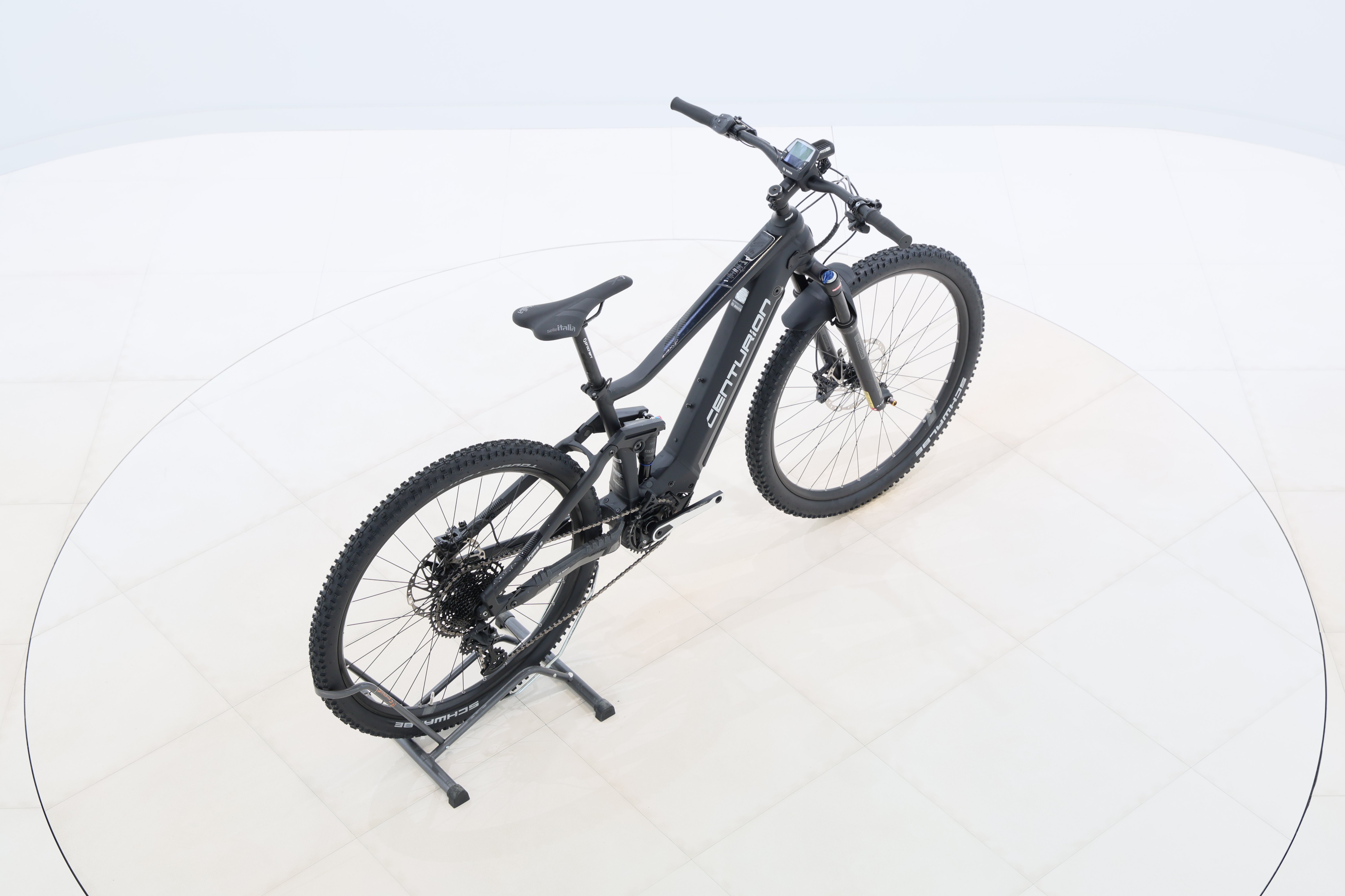 4c038b7c-c598-4948-b998-328bc3b4b27e