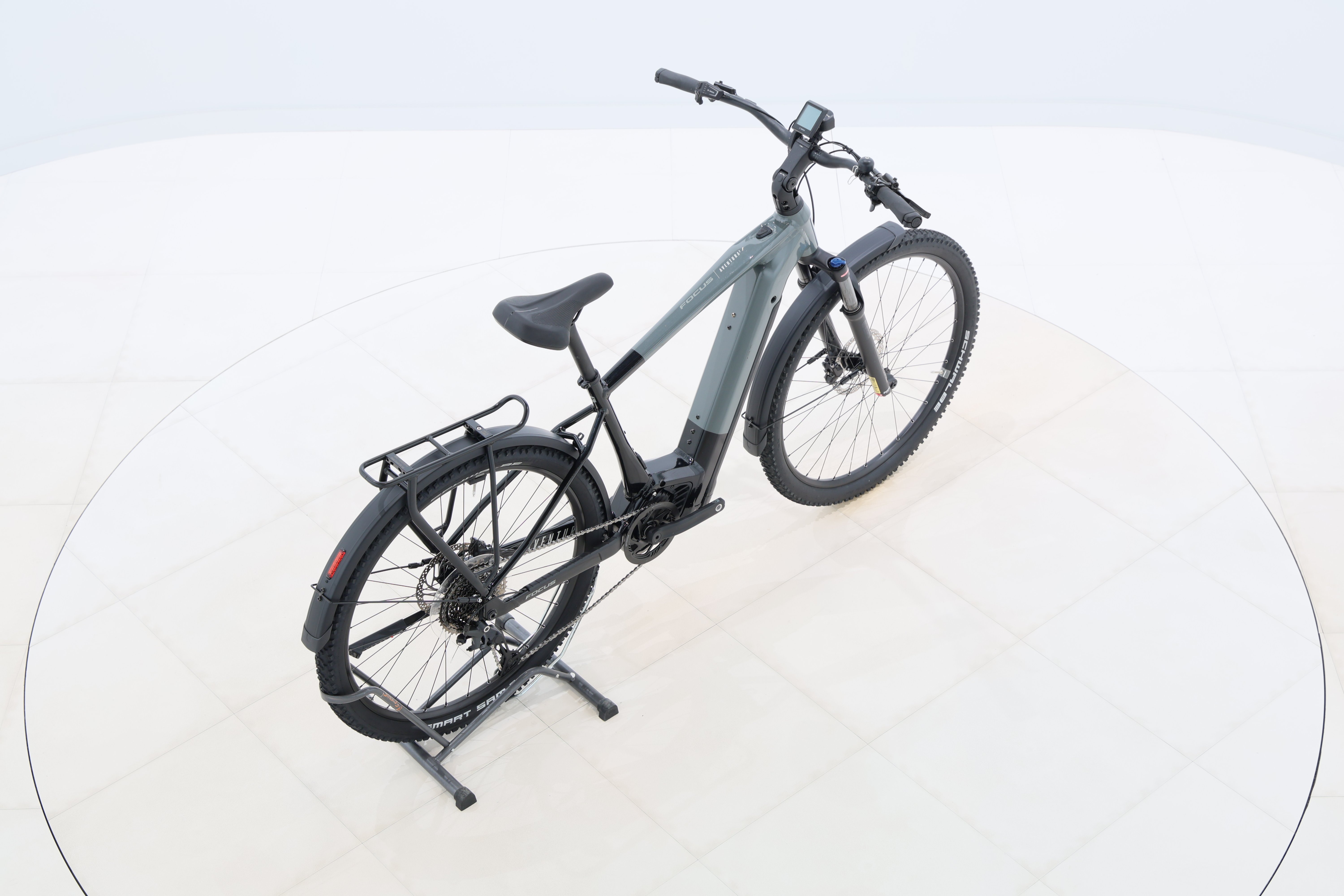 8b30b843-ec4c-440c-b815-a01293e54ace